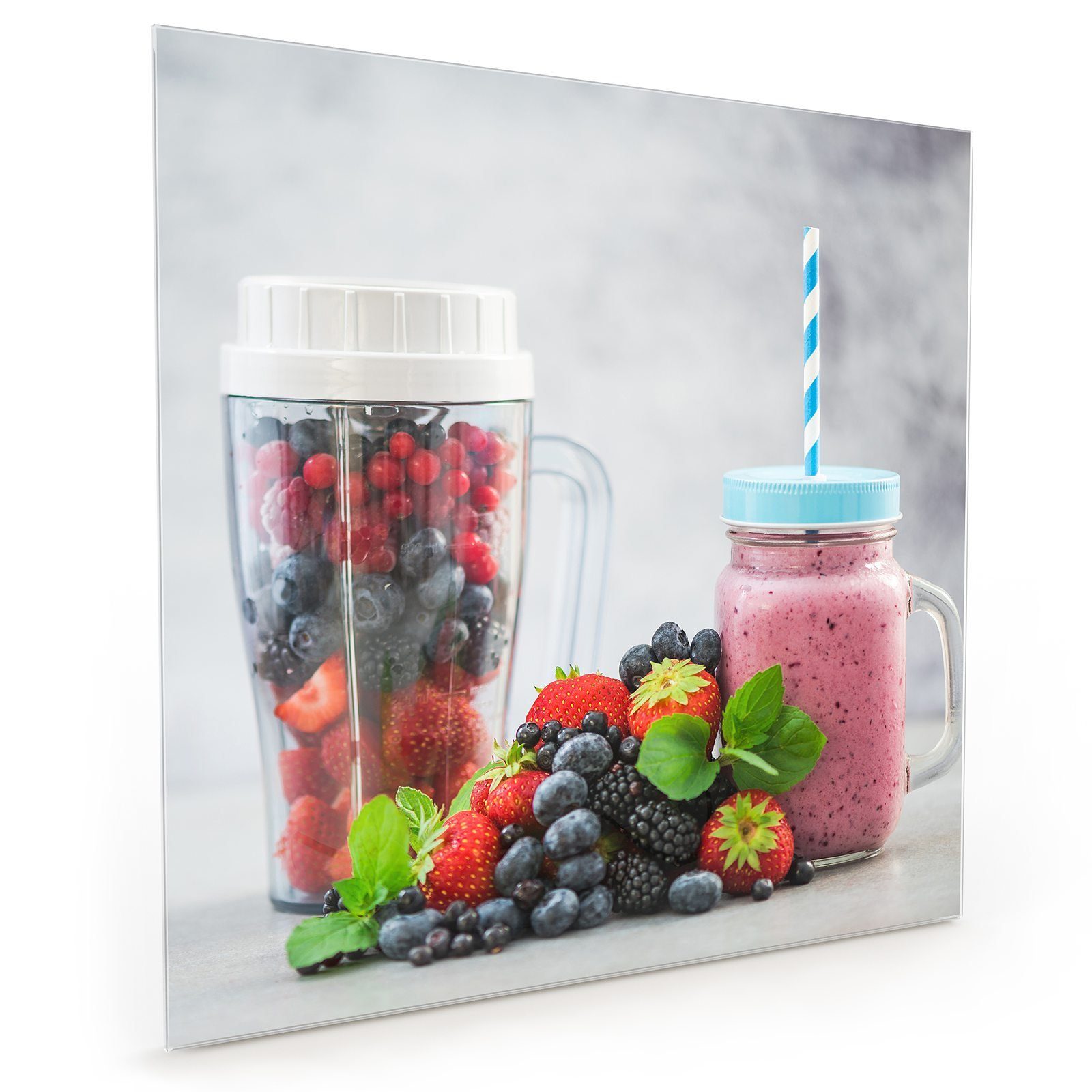 Primedeco Küchenrückwand Küchenrückwand Spritzschutz Glas mit Motiv Smoothie aus Beeren