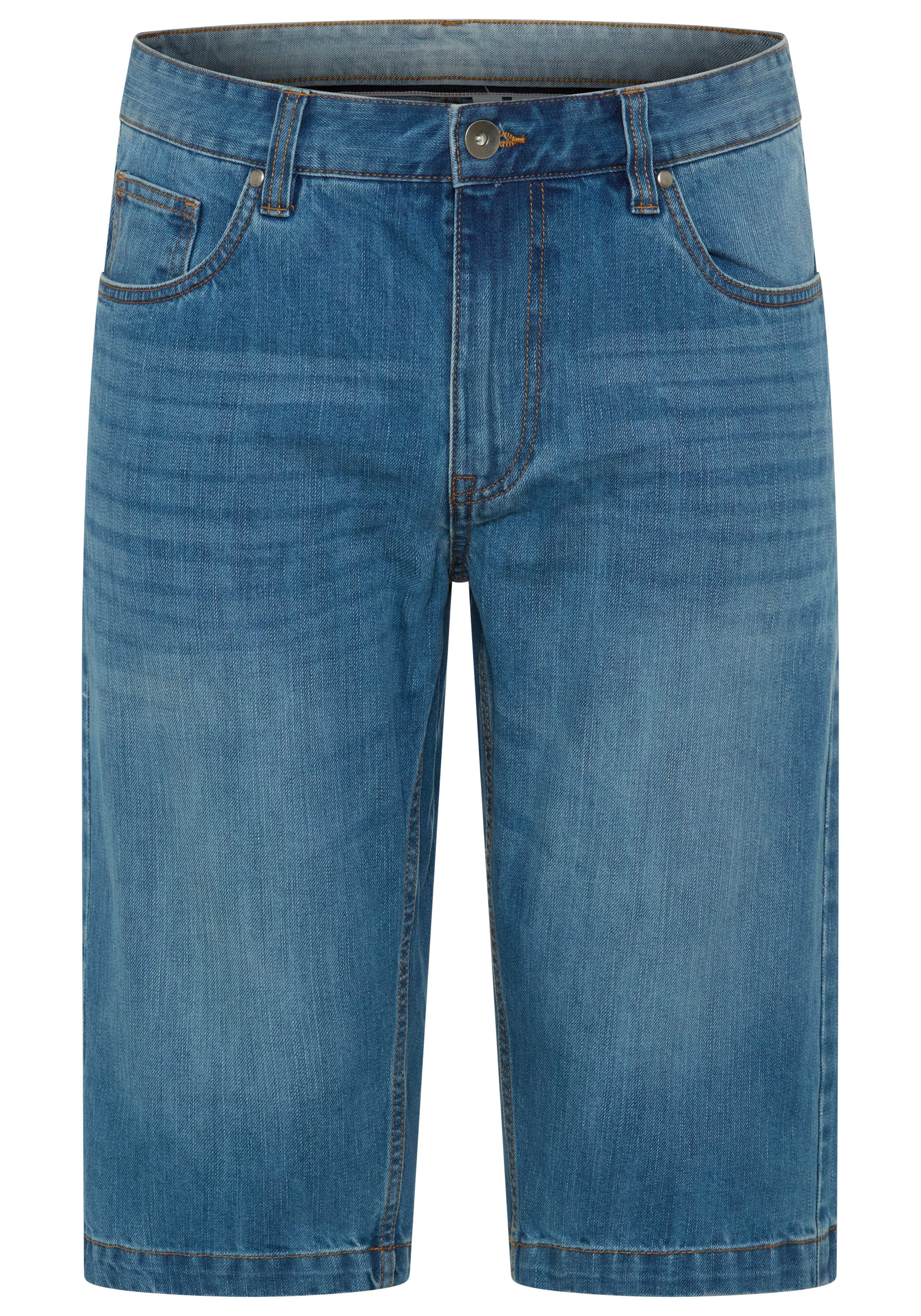 Jeansbermudas mit Abriebeffekten für einen collen Used-Look