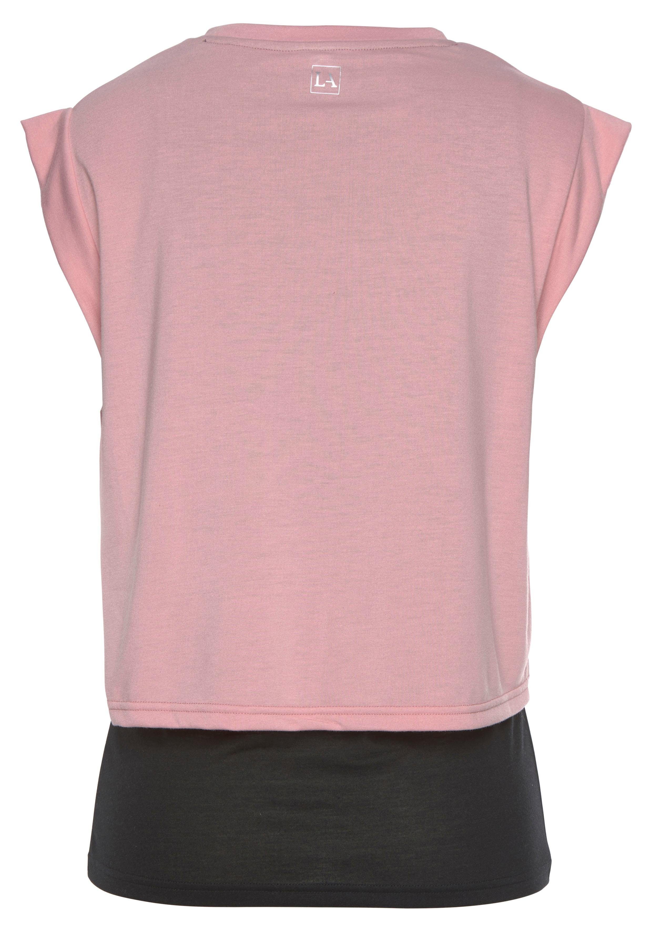 LASCANA ACTIVE 2-in-1-Shirt im doppellagigen Look – Bild 4 von 5