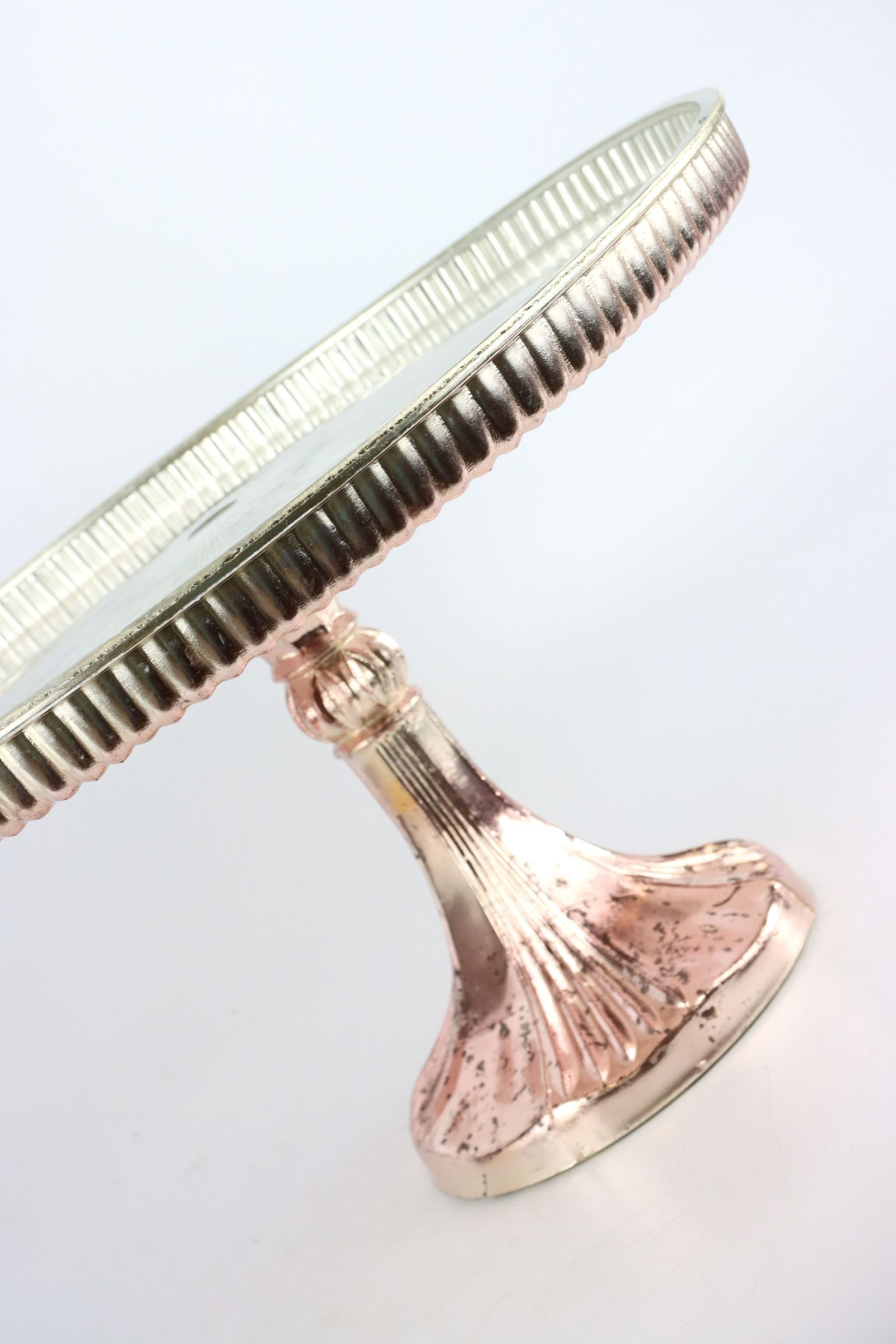 FURNARO Servierplatte, Glas, im edlen Vintage-Look aus Glas in Rosa und Silberfarben Ø40 cm