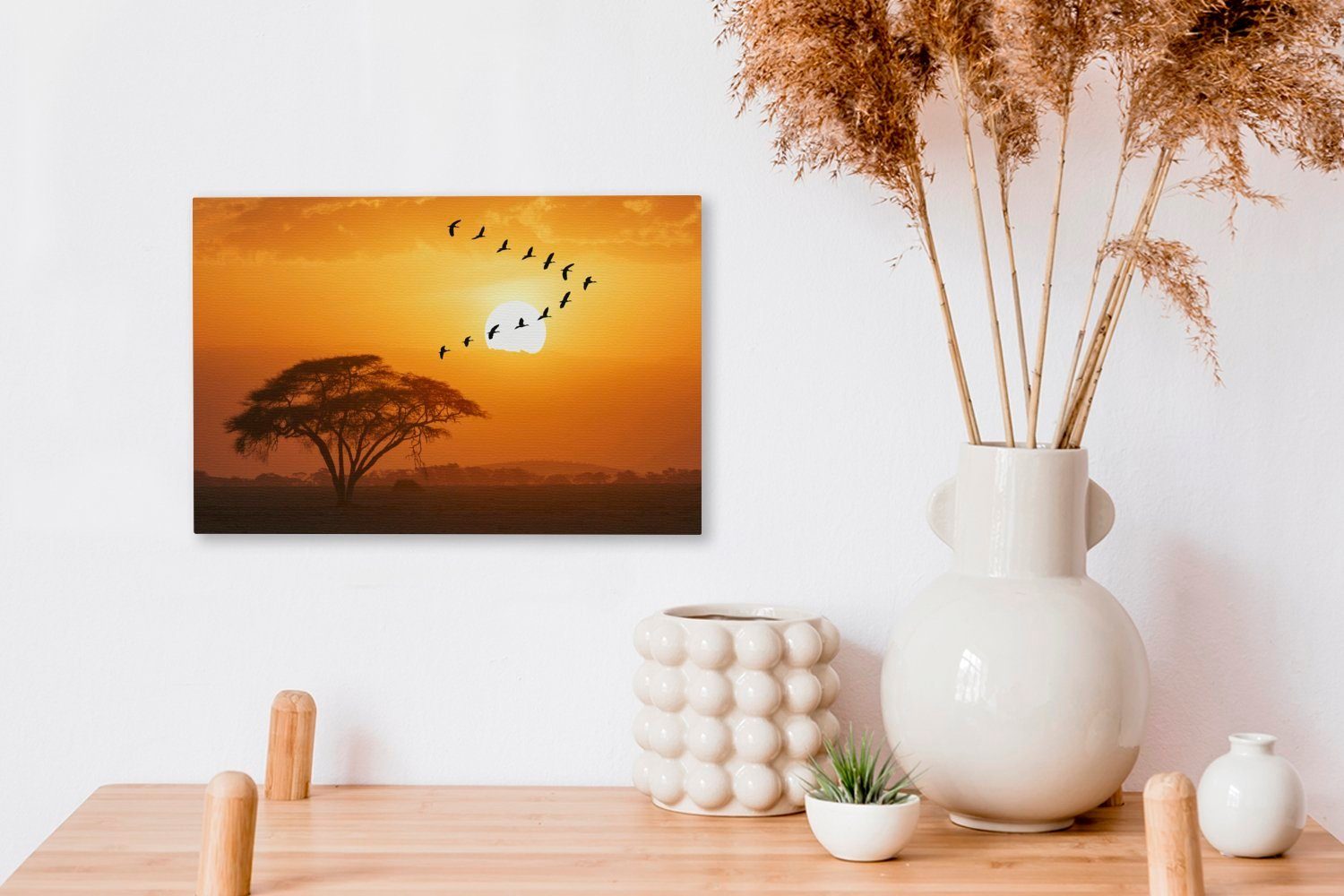 Ein Wanddeko, Nilgänse 30x20 fliegt bei Sonnenuntergang Wandbild (1 OneMillionCanvasses® in in, Leinwandbild St), Aufhängefertig, Schwarm cm Leinwandbilder, V-Formation