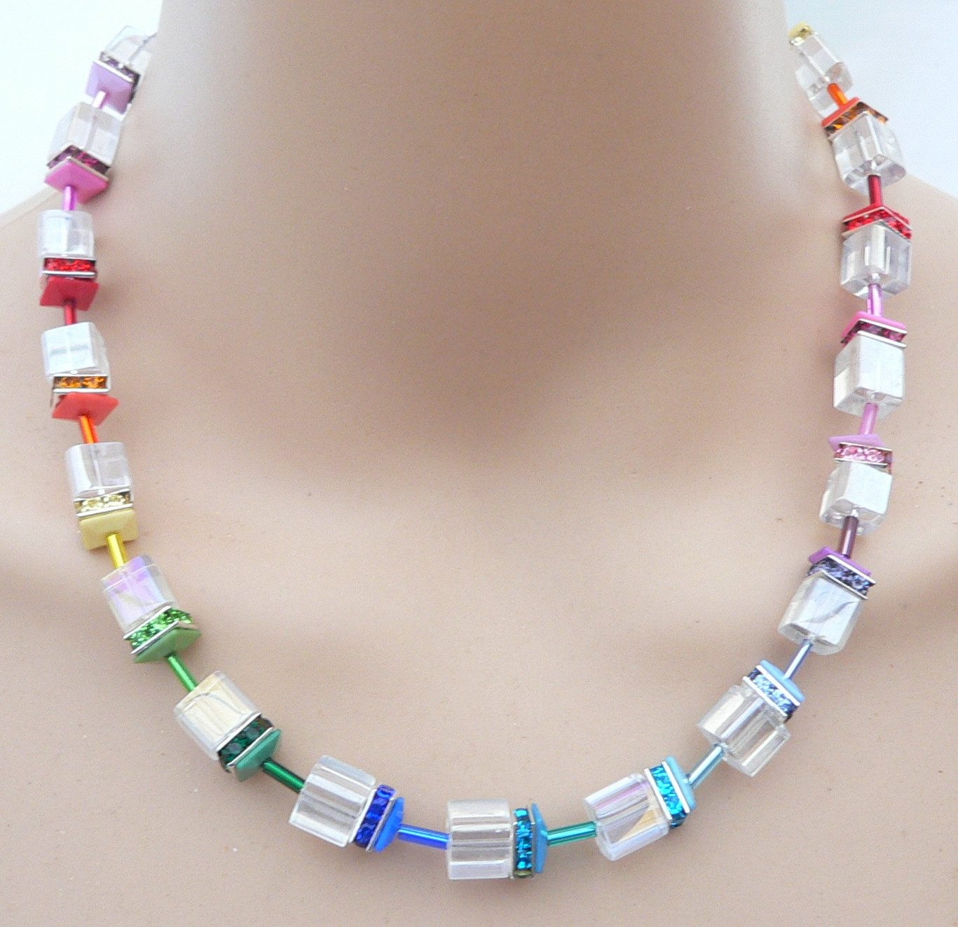 traumschmuck Statementkette 148h Halskette Collier Würfel Glas klar AB multicolor Strass (inkl Schmuckbox), handgefertigt, Made in Germany