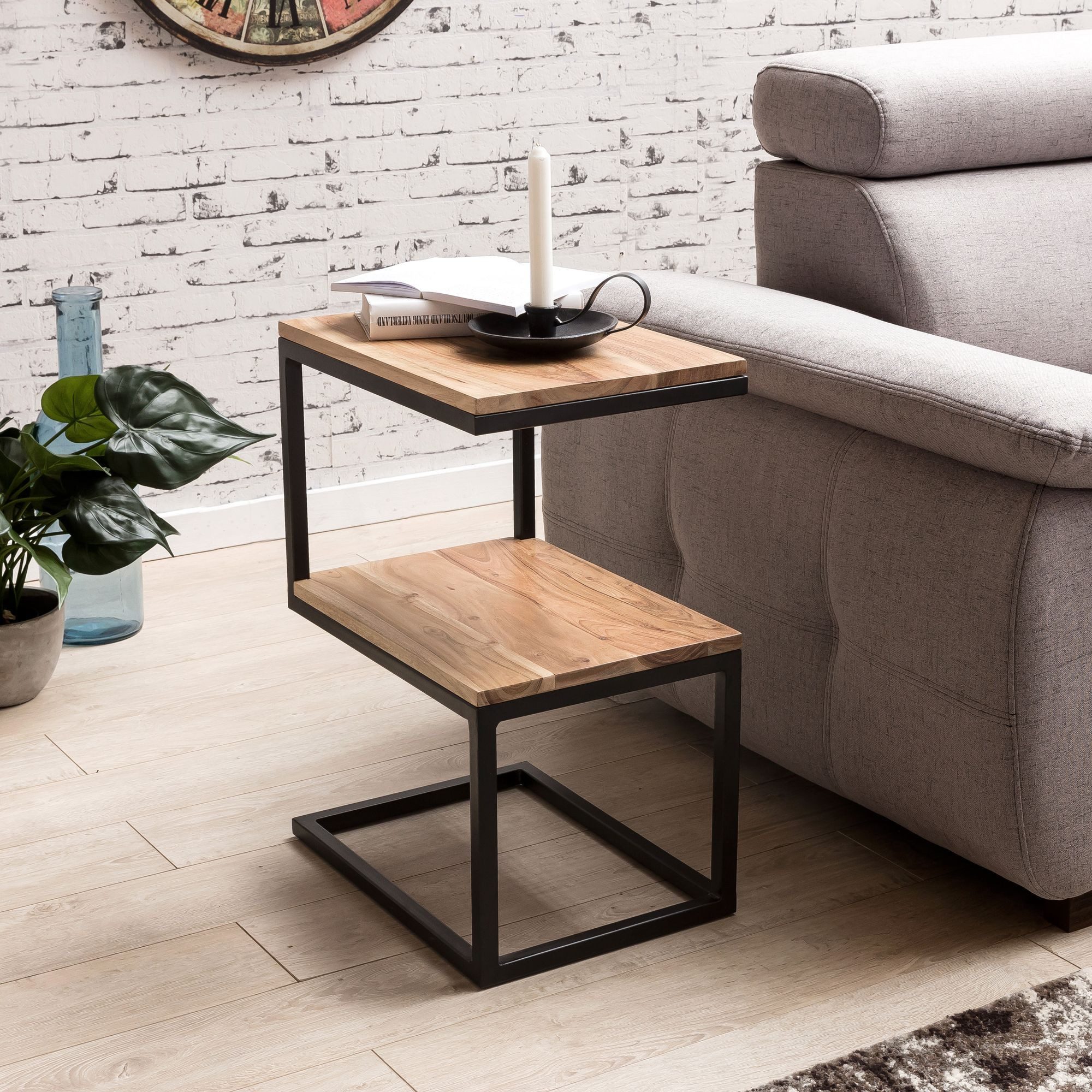 Wohnling Beistelltisch WL5.208 S-Form Massivholz Akazie Wohnzimmertisch Anstelltisch La (S-Form Massivholz Akazie / Metall 45 x 60 x 30 cm), Kleiner Wohnzimmertisch, Sofatisch Anstelltisch