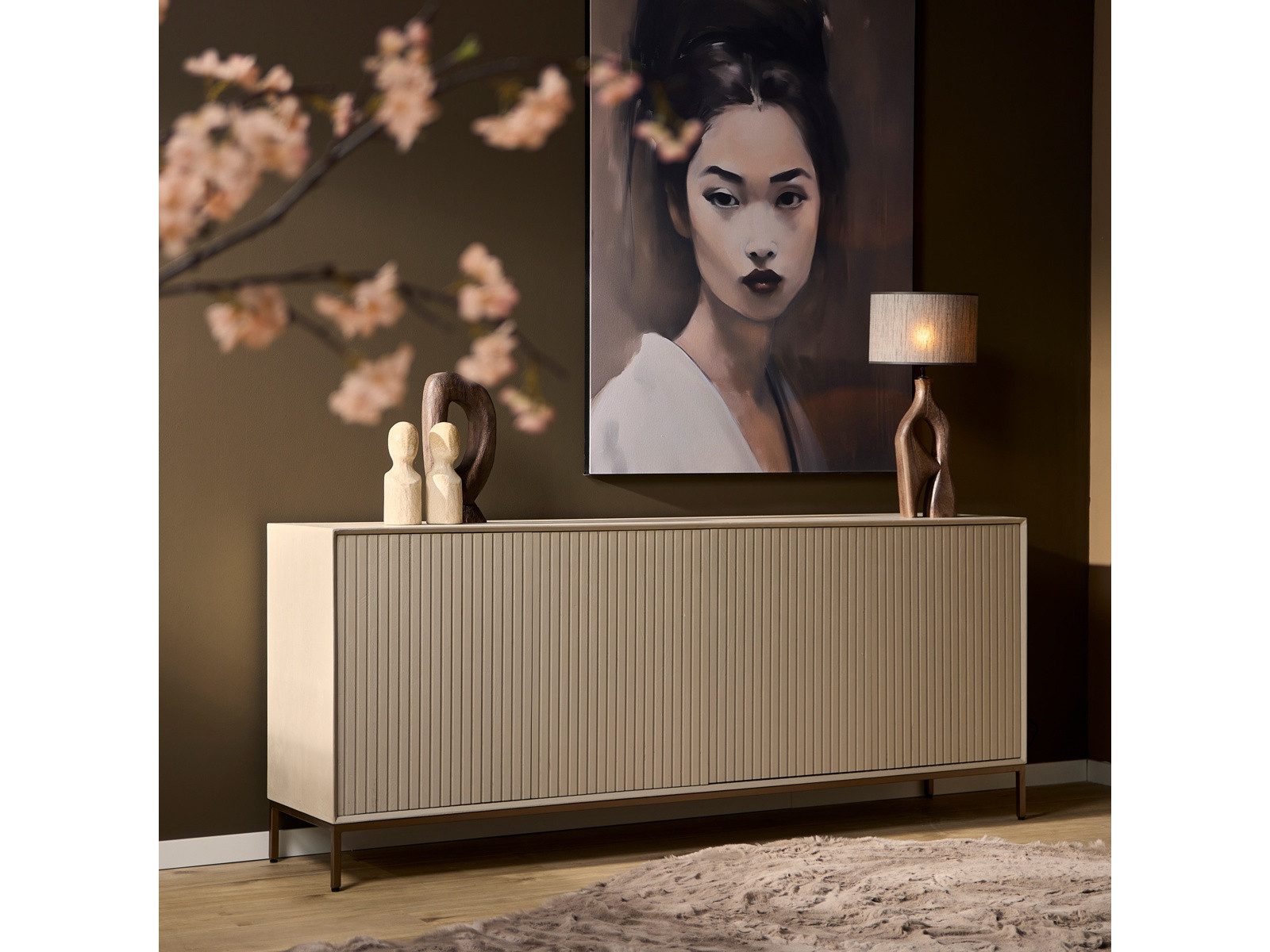 Villa Möbel Sideboard (Packung, 1 St., 1 St. Sideboard), Mangoholz Sand-Finish mit Lamellenfront und Bronze-Metallrahmen