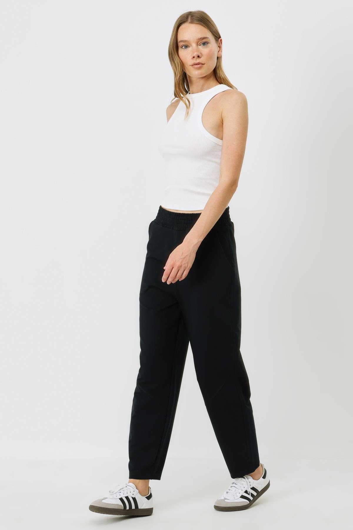 Jogginghose Damen Jogginghose mit Stickdetails