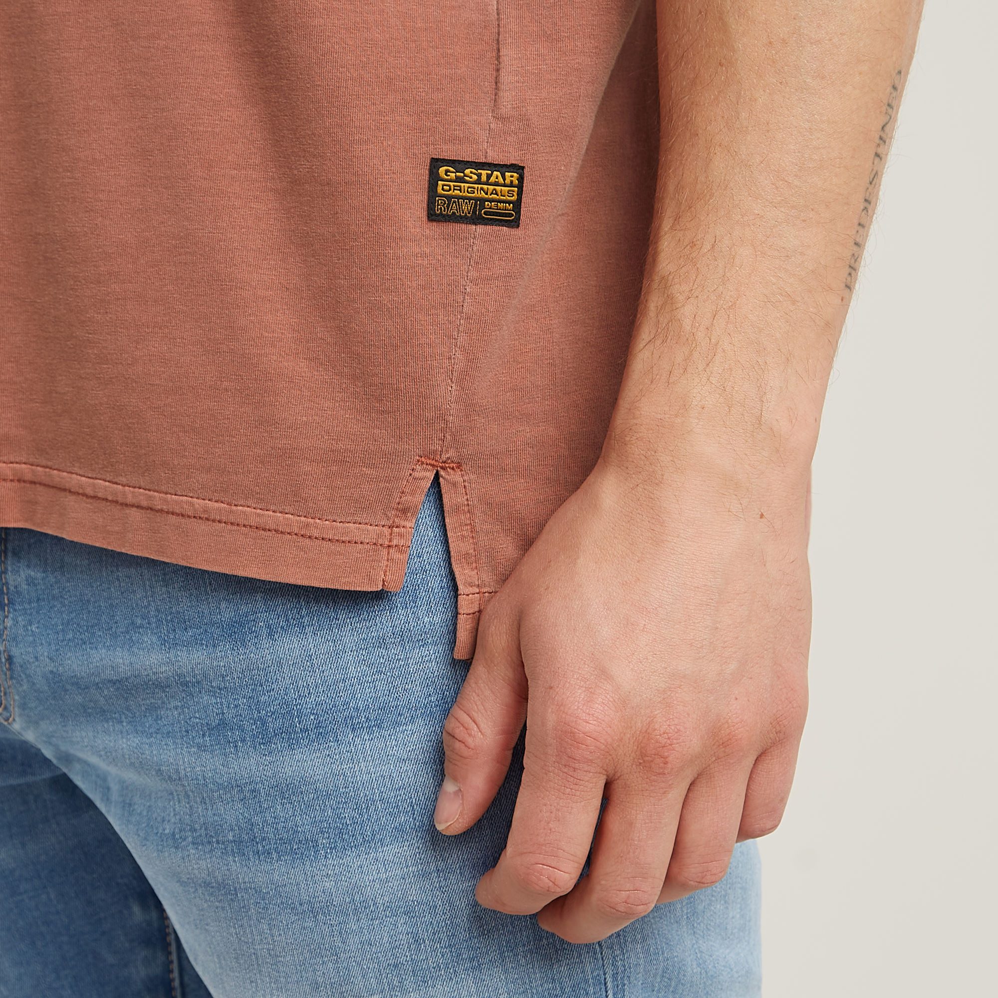 G-STAR T-Shirt Nifous Rundhals, mit Rippeinsatz