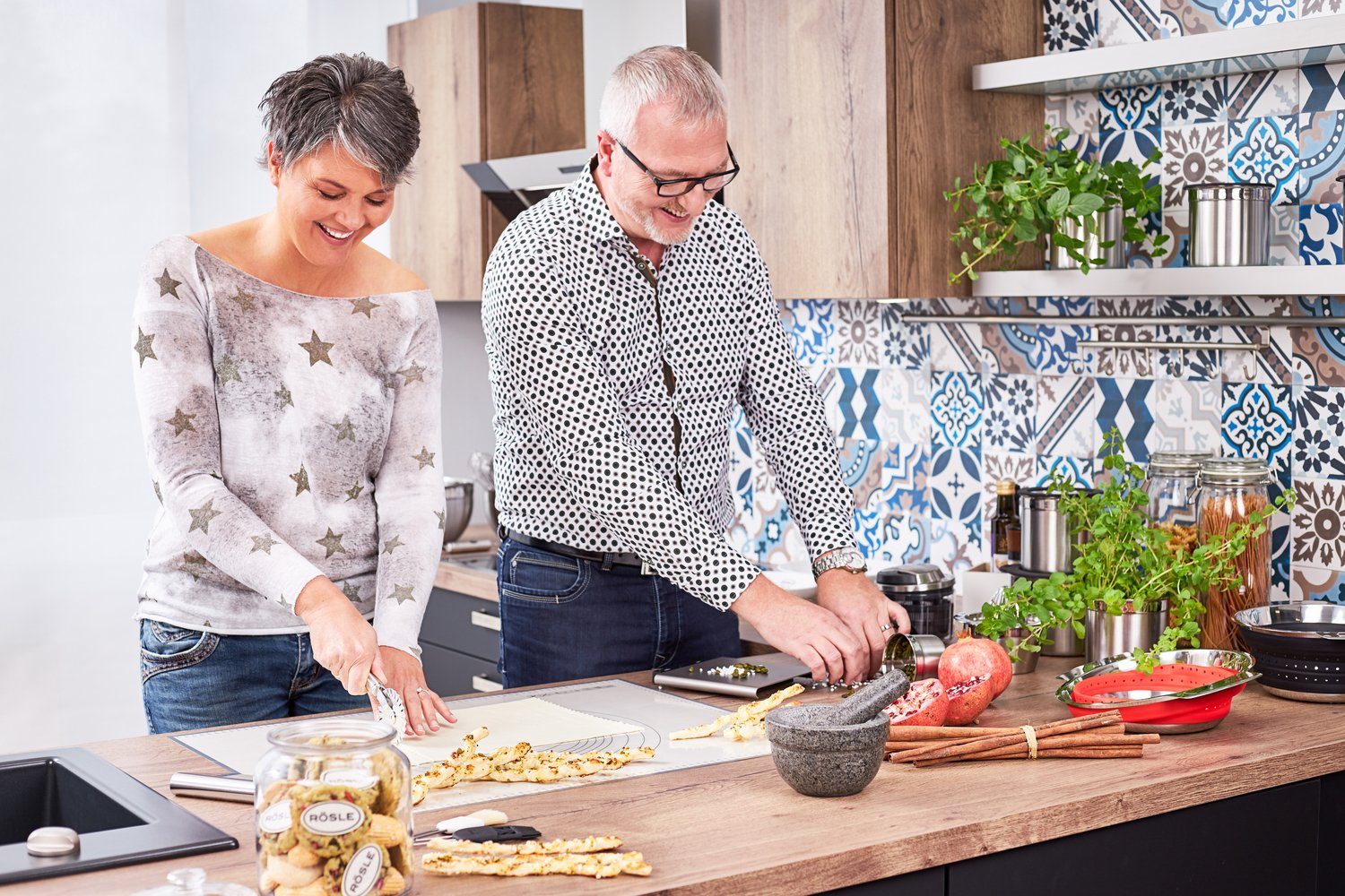 RÖSLE Küchenwaage, (1-tlg), mit Wiegefläche aus Edelstahl, LCD-Display, Tragkraft bis 5 kg