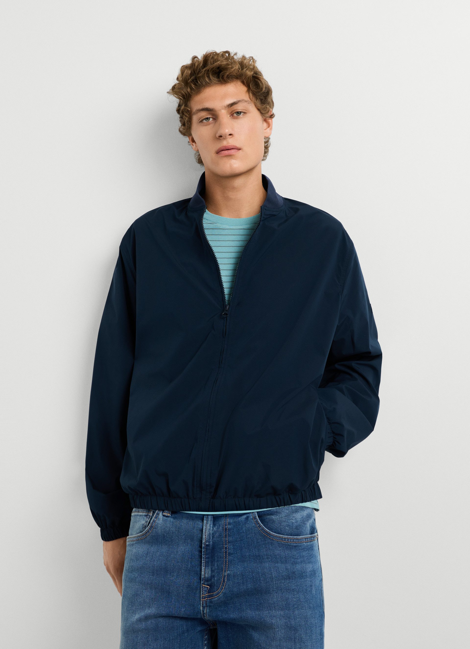 Pepe Jeans Bomberjacke BELVEDERE mit Stehkragen, Aufnäher