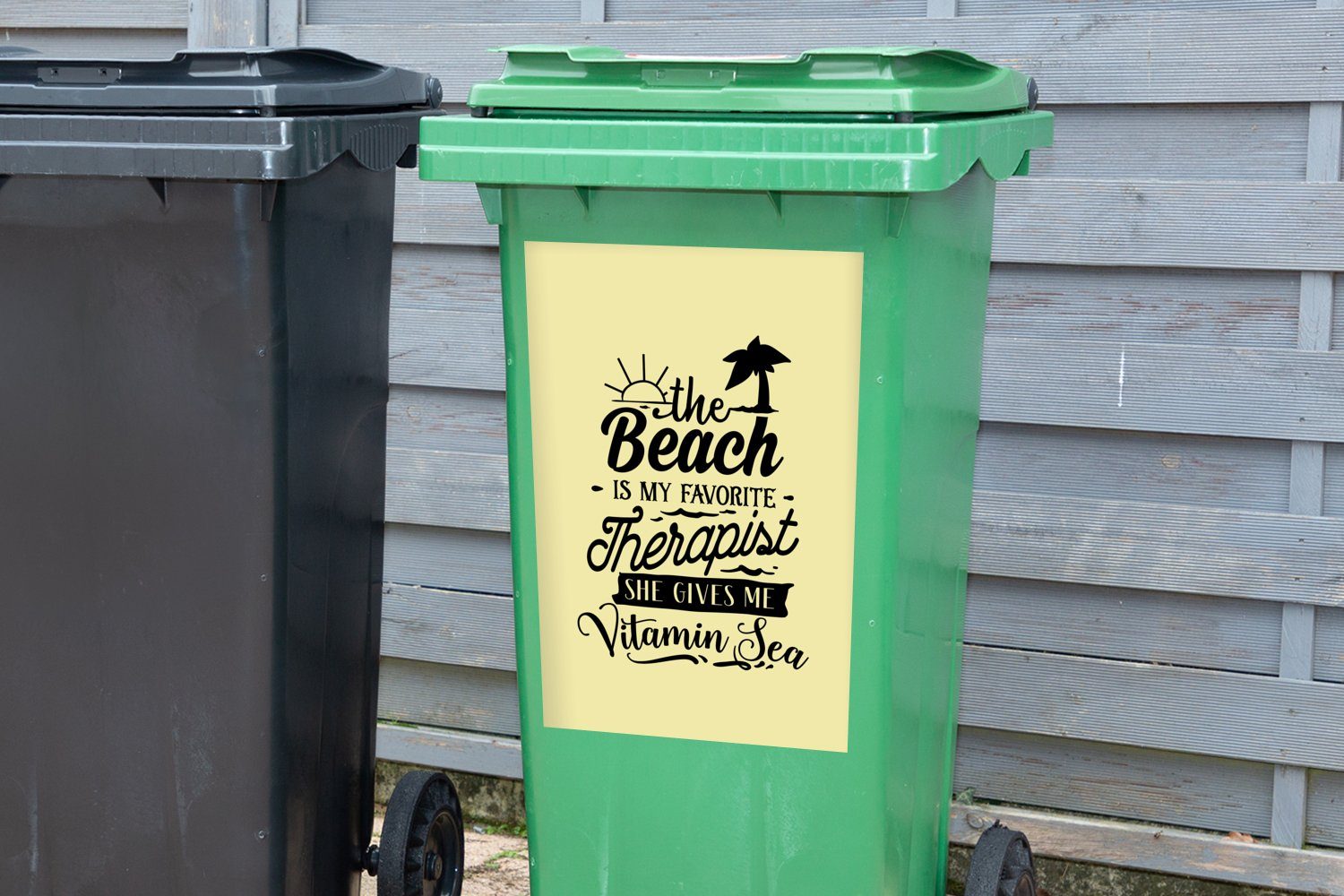 MuchoWow Wandsticker Strand - - (1 St), Zitate Abfalbehälter Mülleimer-aufkleber, Sticker, Container, Mülltonne, Palme