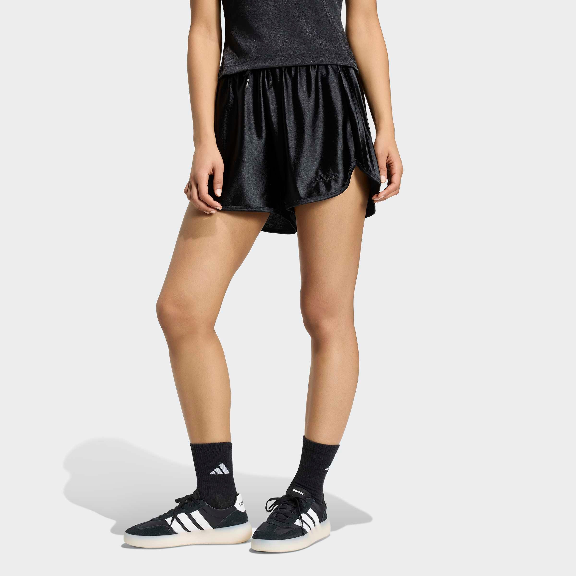 adidas Sportswear Shorts SEASONAL ESSENTIALS SATIN für Erwachsene, ohne Verschluss, aus Polyester und Elasthan