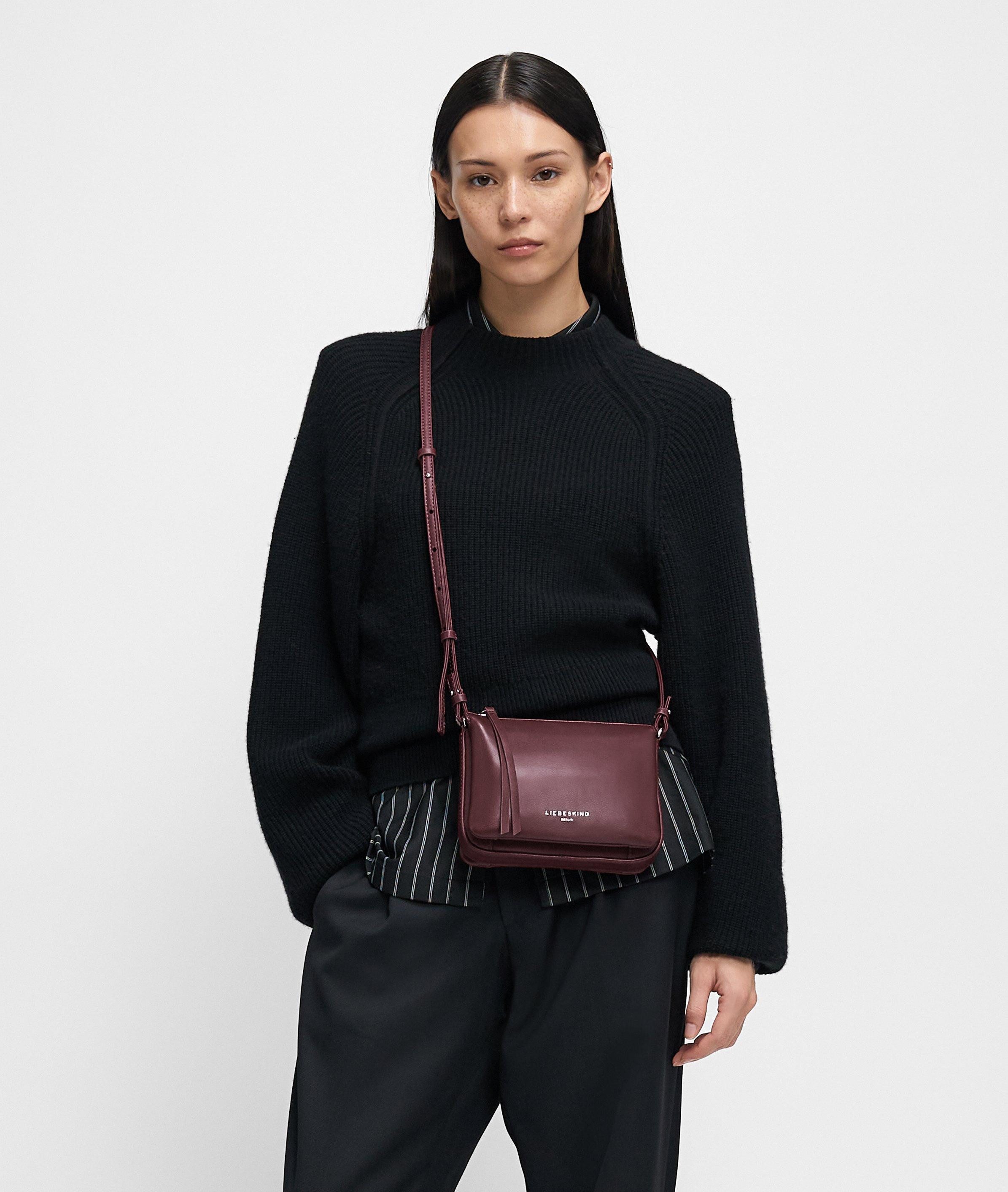 Liebeskind Berlin Umhängetasche Crossbody, Kleine Umhängetasche aus weichem Schafsleder