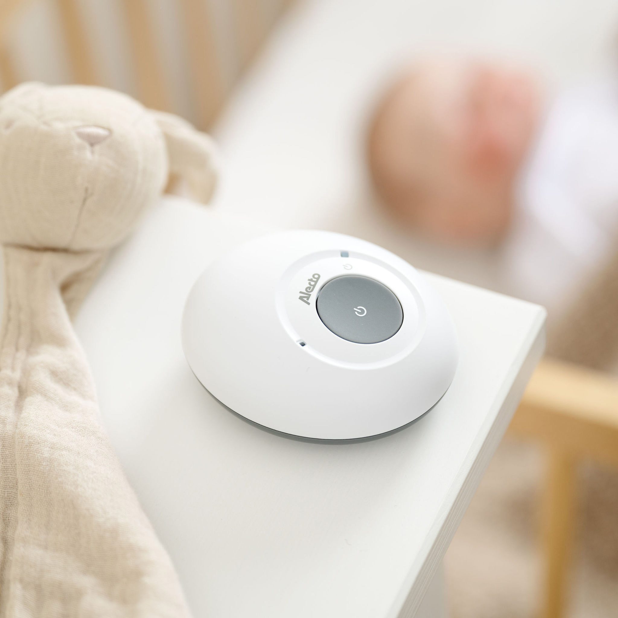 Alecto Baby Monitor DBX-115, 1-piece, up to 300m reception & 100% interference-free connection with Full ECO mode