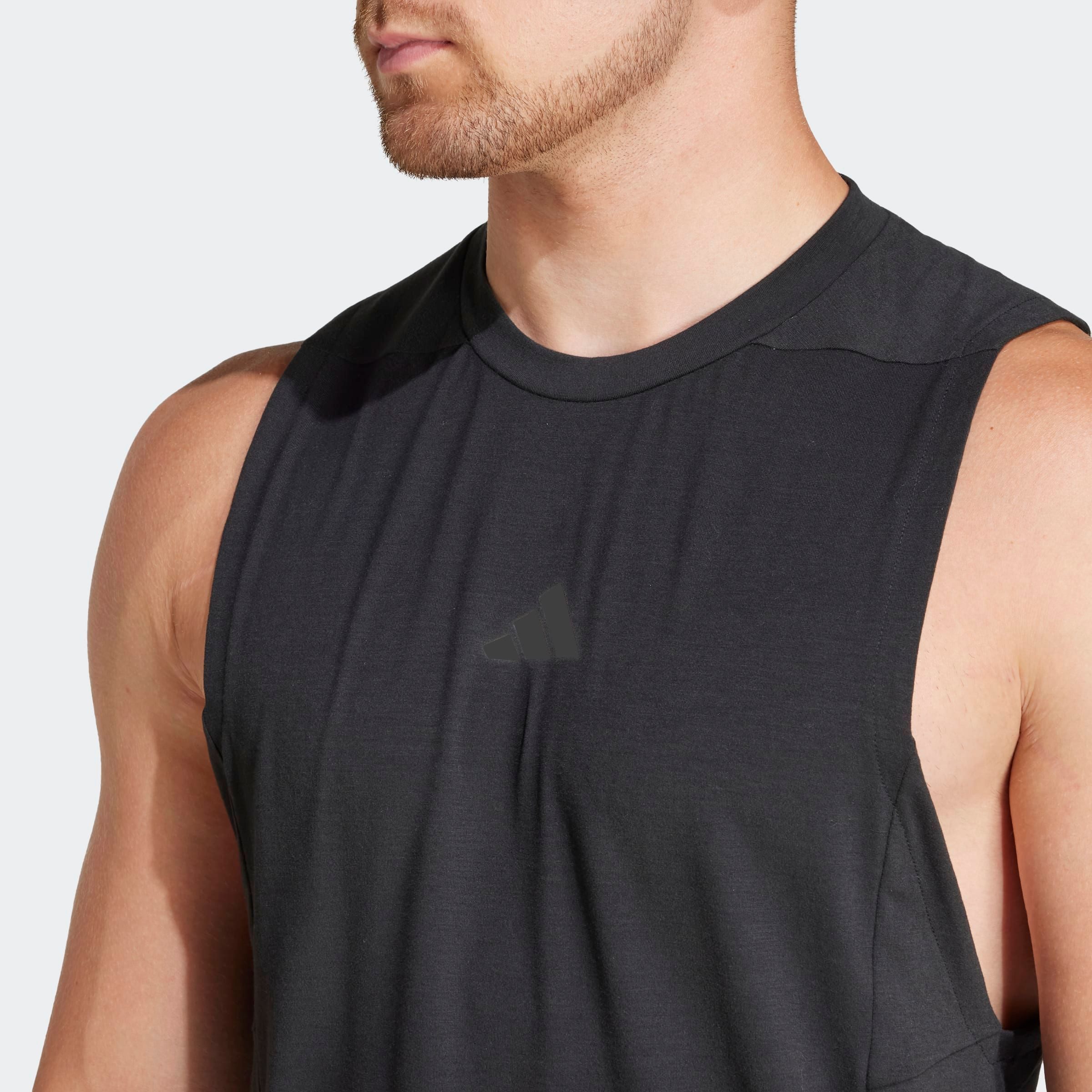 adidas Performance Tanktop DESIGNED FOR TRAINING WORKOUT mit Rundhalsausschnitt, ohne Verschluss, sportlicher Schnitt – Bild 4 von 5