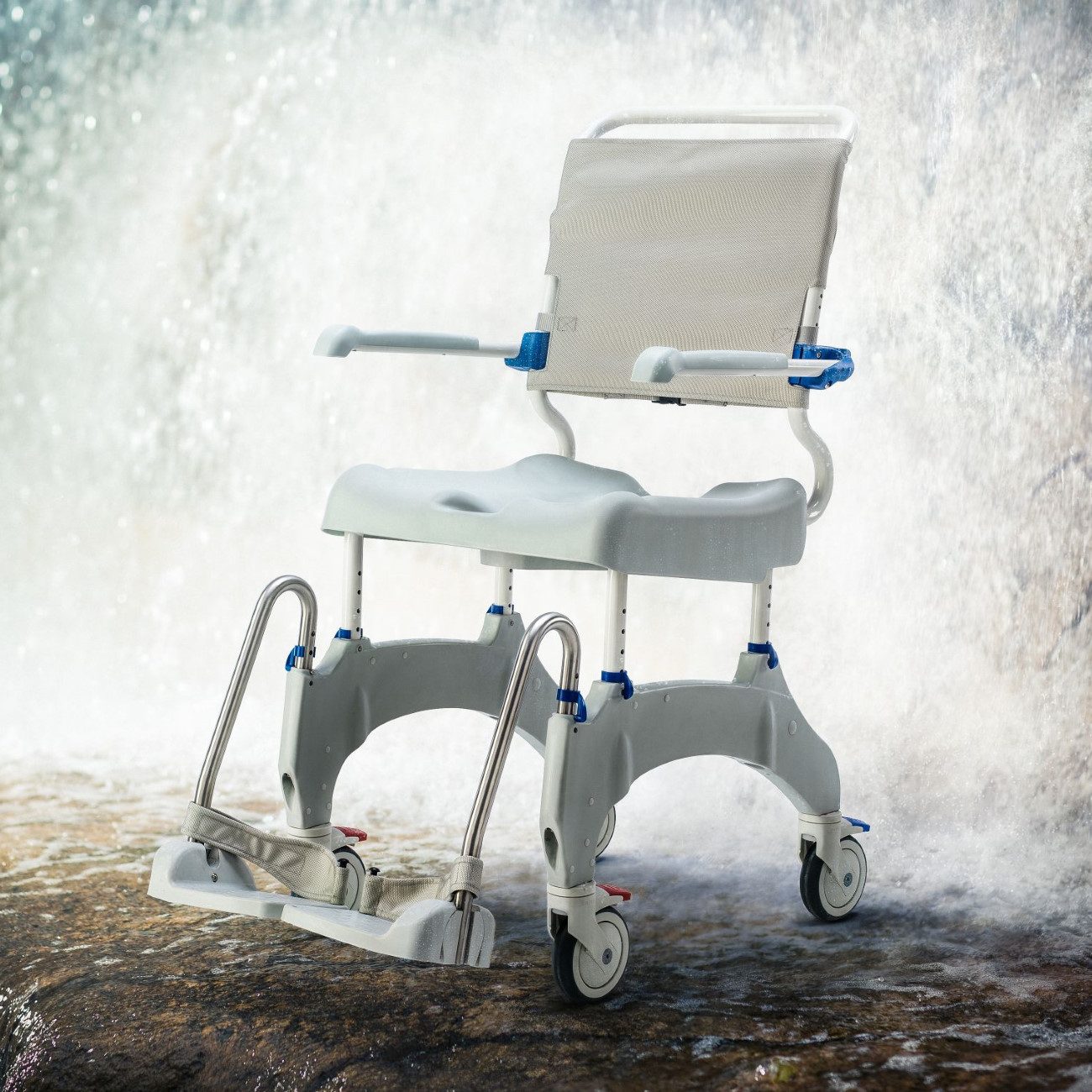 Invacare Dusch-Toilettenrollstuhl