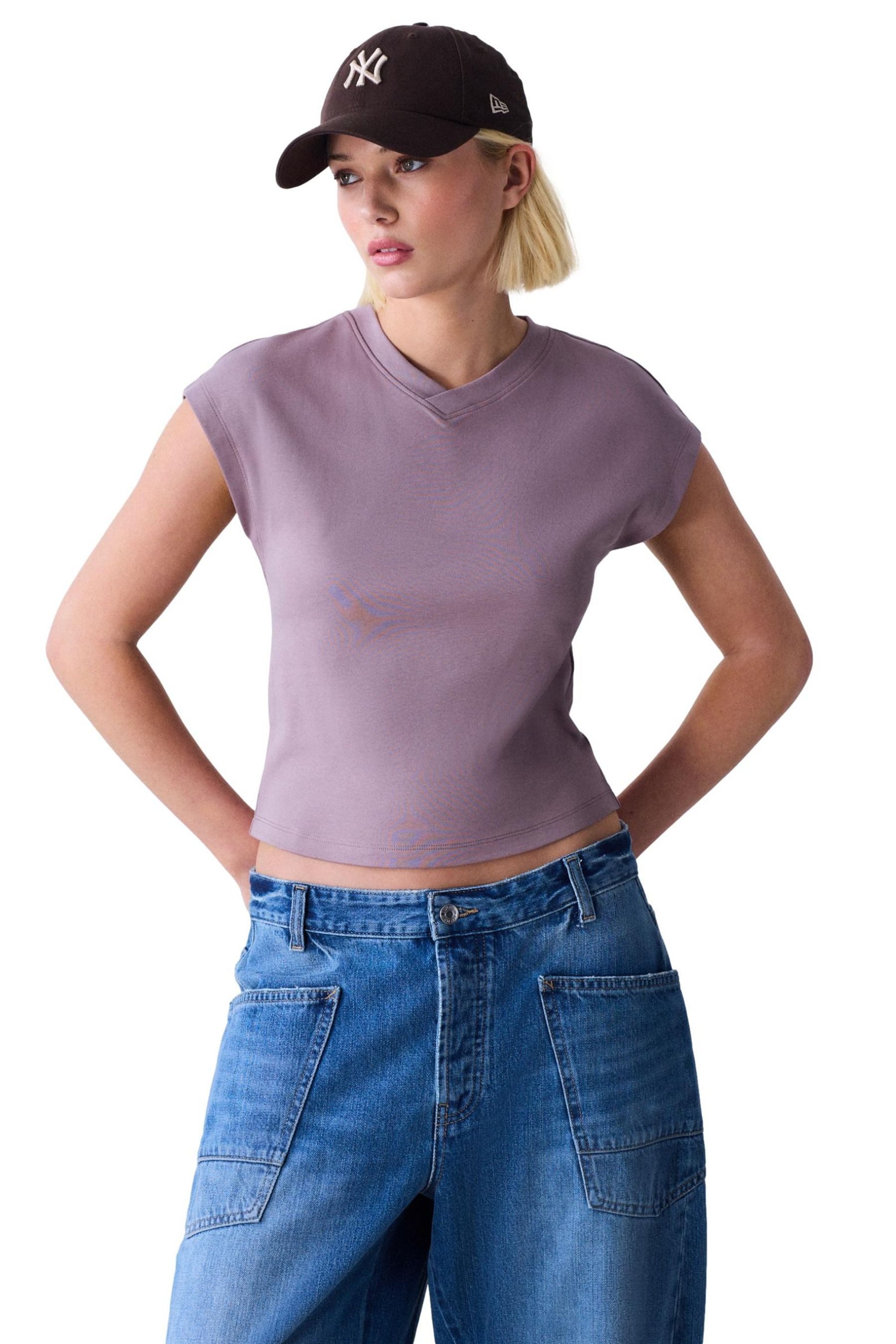 V-Shirt Interlock-T-Shirt mit V-Ausschnitt + kurzen Ärmeln