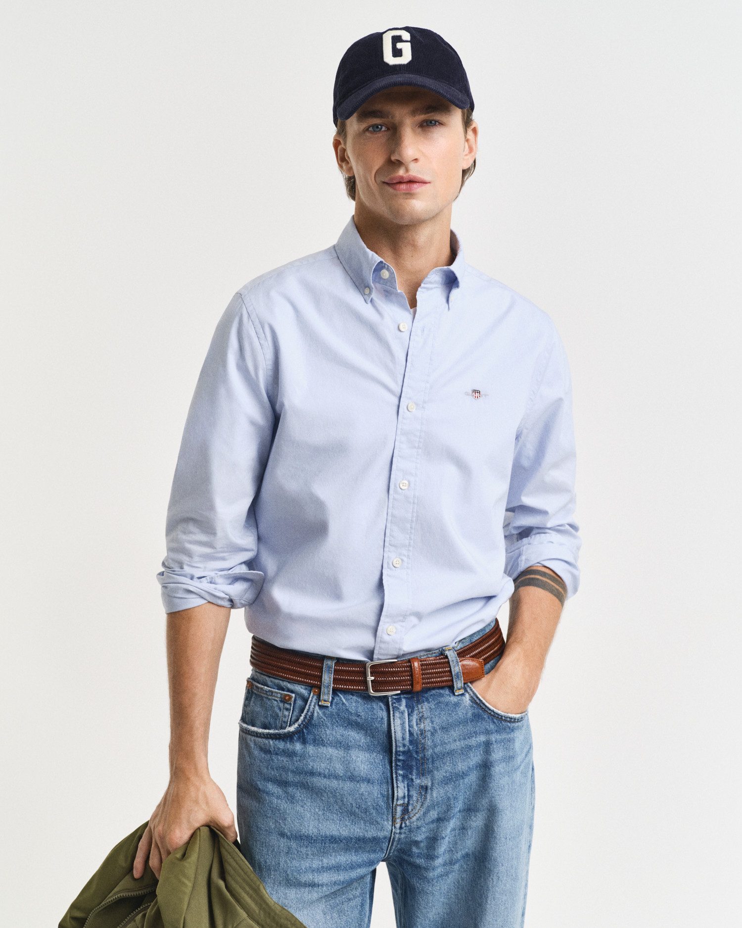 Gant Langarmhemd SLIM CLASSIC POPLIN SHIRT mit klassischer Logostickerei auf der Brust
