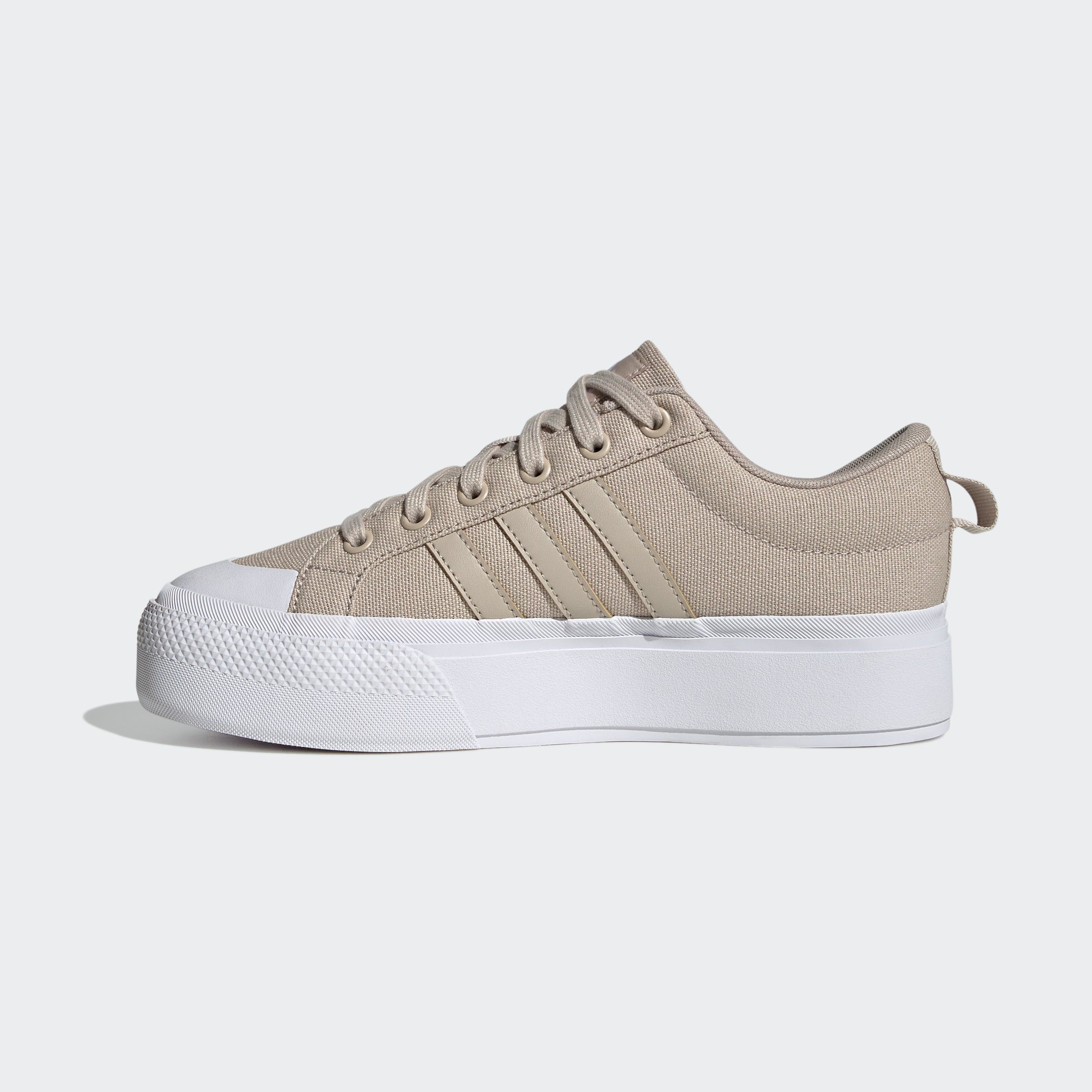 Cloud BRAVADA 2.0 Sportswear adidas Beige / / Wonder Sneaker White Wonder Beige PLATFORM