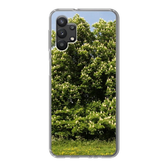 MuchoWow Handyhülle Ein Kastanienbaum im Frühling in England Handyhülle Samsung Galaxy A32 5G Smartphone-Bumper Print Handy