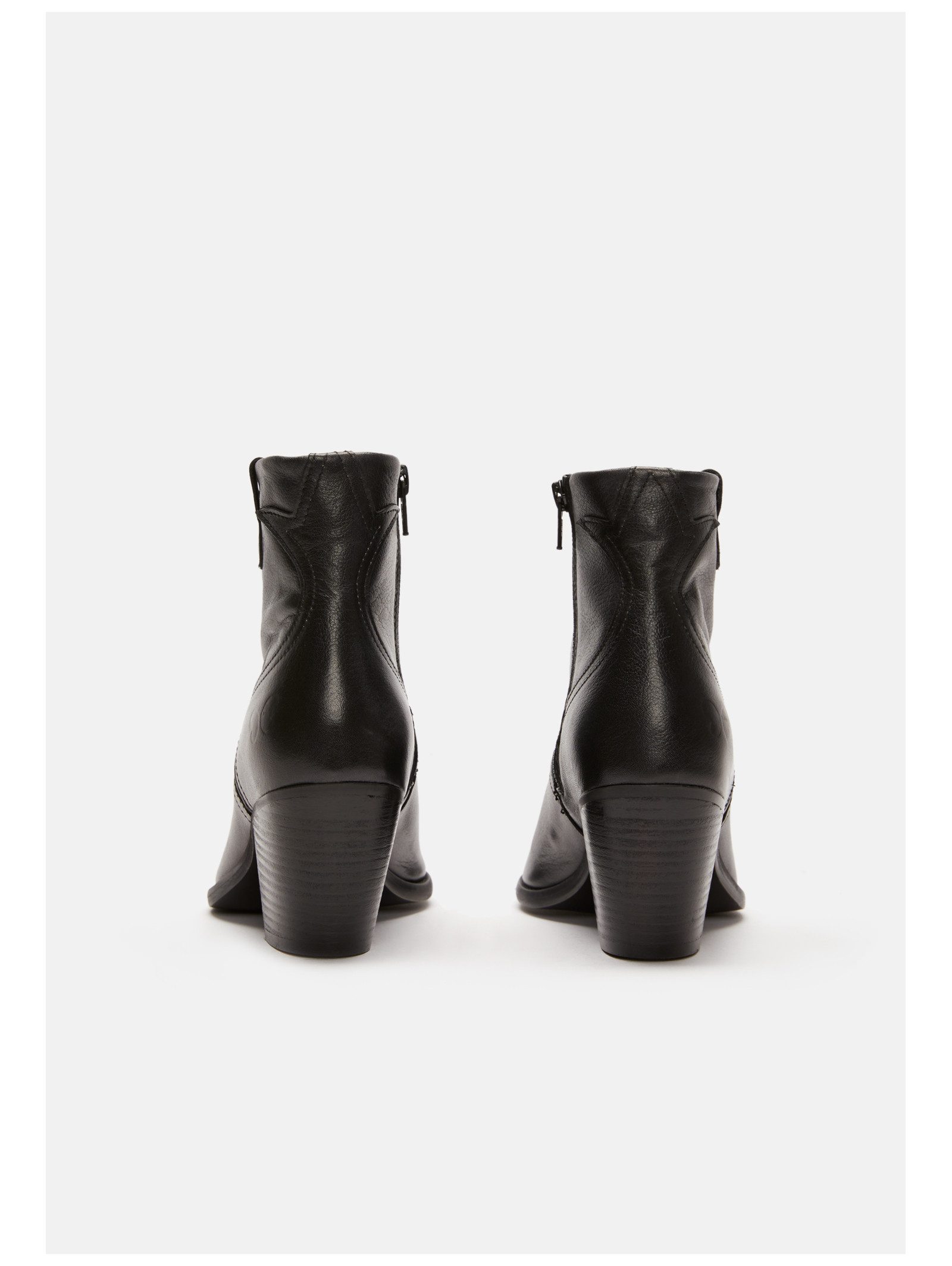 Felmini Stiefelette Leder . Cowboy Stiefelette