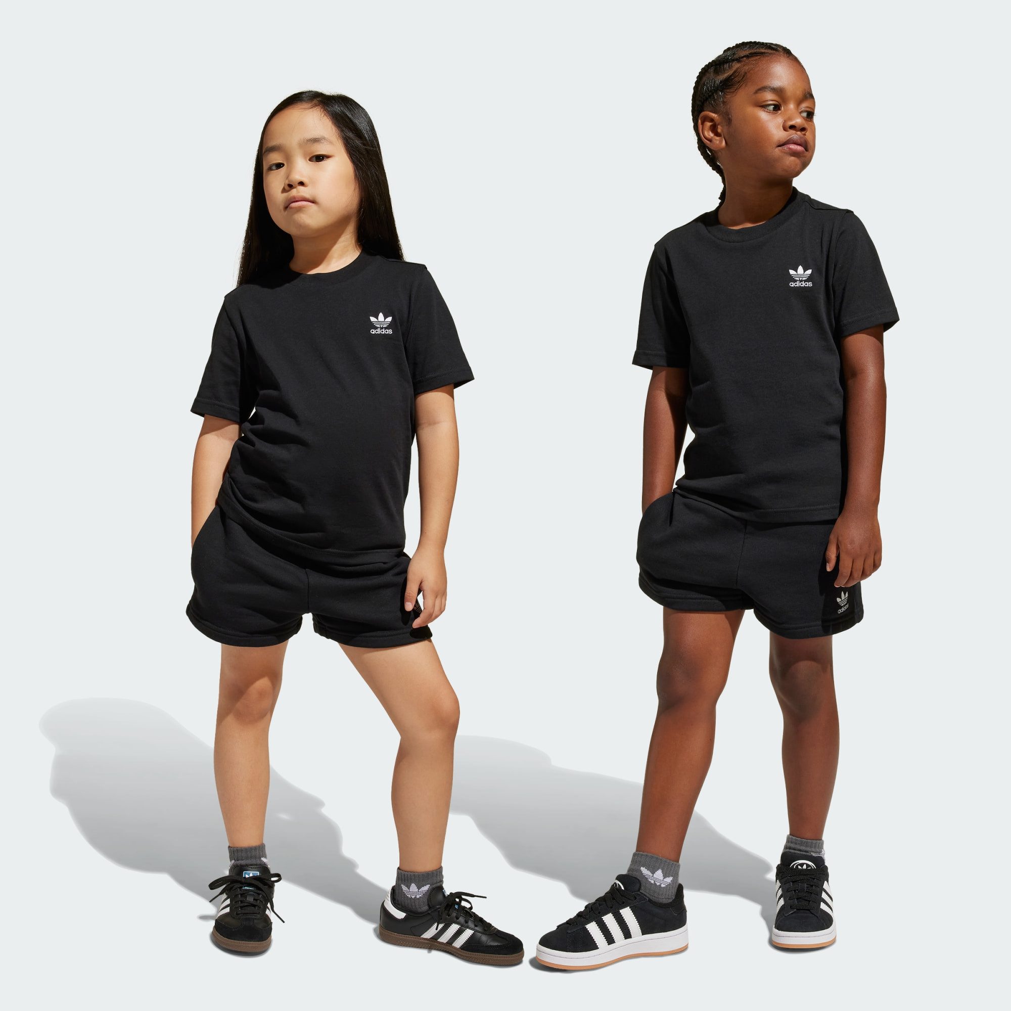 adidas Originals Trainingsshirt KIDS SHORTS UND T-SHIRT SET (1-tlg)