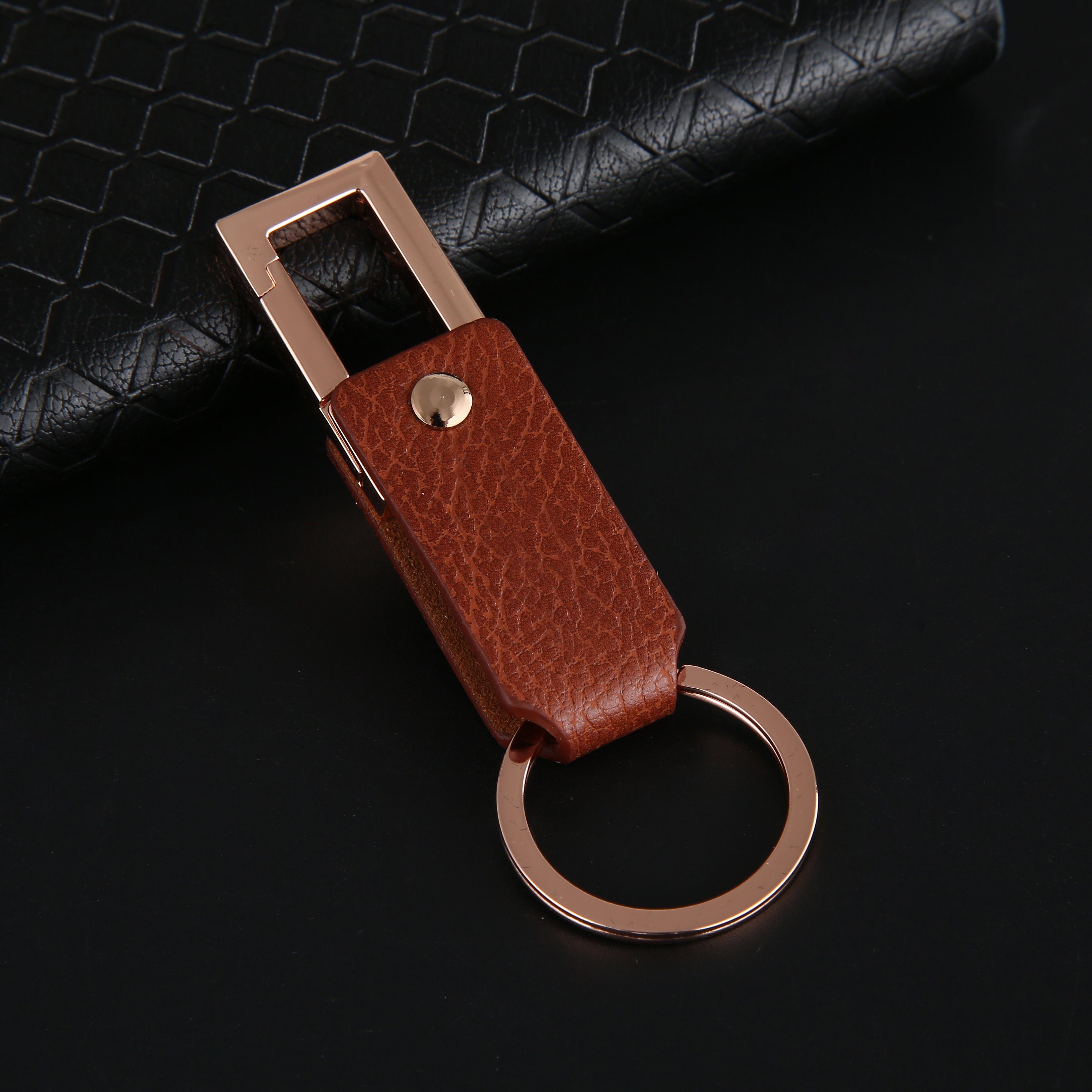 Cerbery Schlüsselanhänger Schlüsselanhänger aus Leder mit Ringen und Geschenkbox, Kunstleder