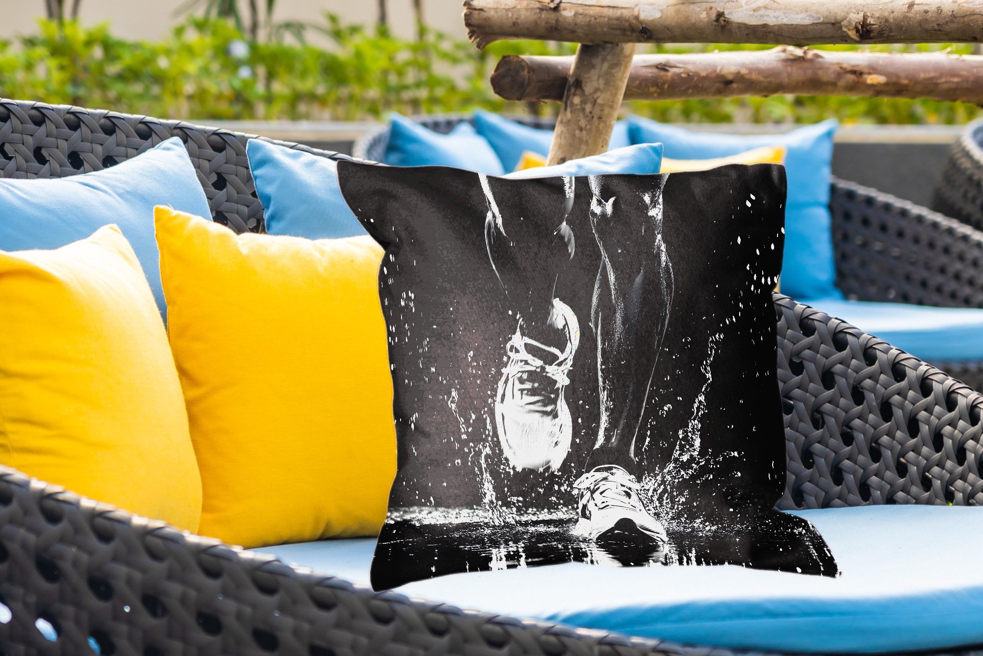 MuchoWow Dekokissen Laufschuhe - Laufen - Drops - Schwarz, Kissenhülle für den Außenbereich, Outdoor, Kissen, 60x60 cm