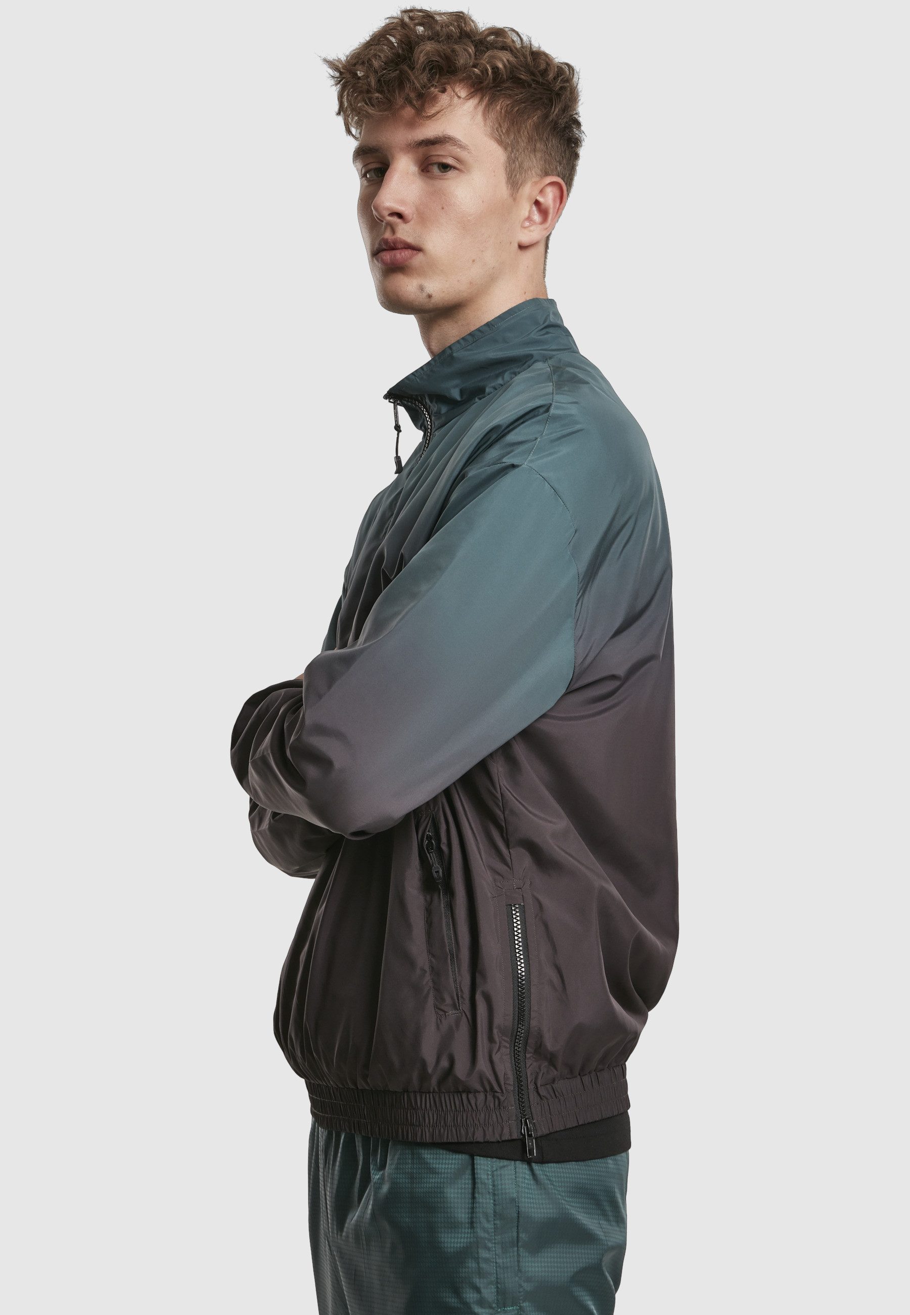 URBAN CLASSICS Allwetterjacke Urban Classics Herren Gradient Pull Over Jacket (1-St)