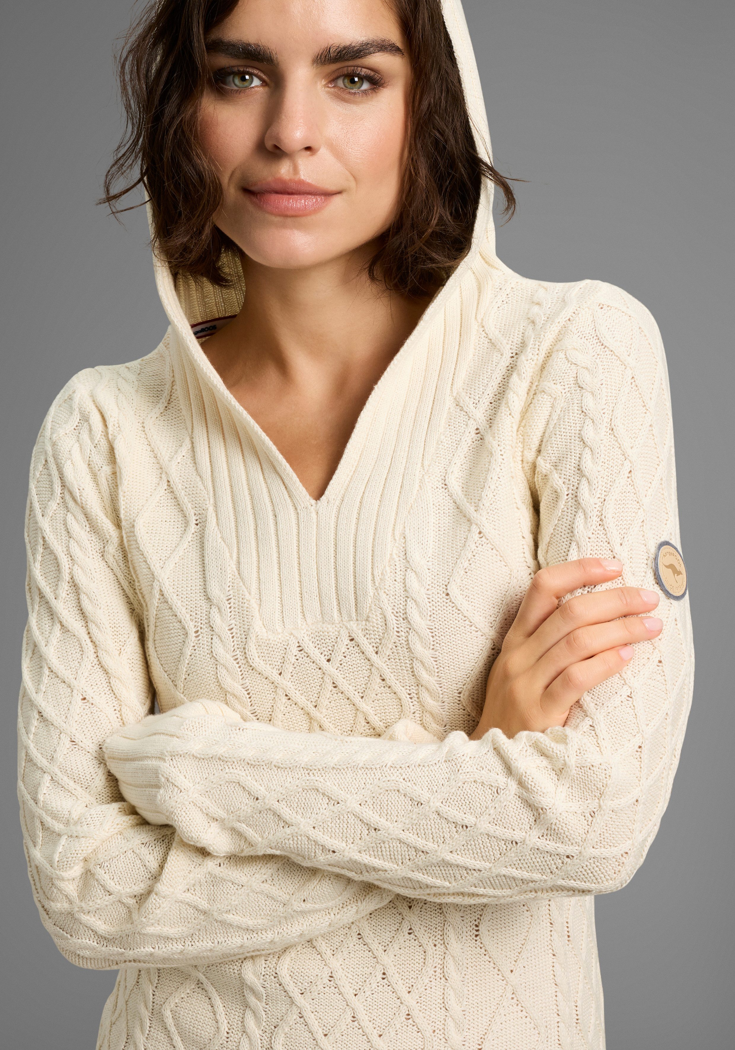 KangaROOS Strickkleid mit modischem Zopfmuster