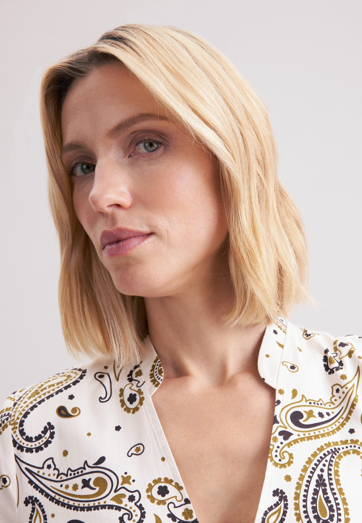 seidensticker Sommerkleid V-Neck Paisley