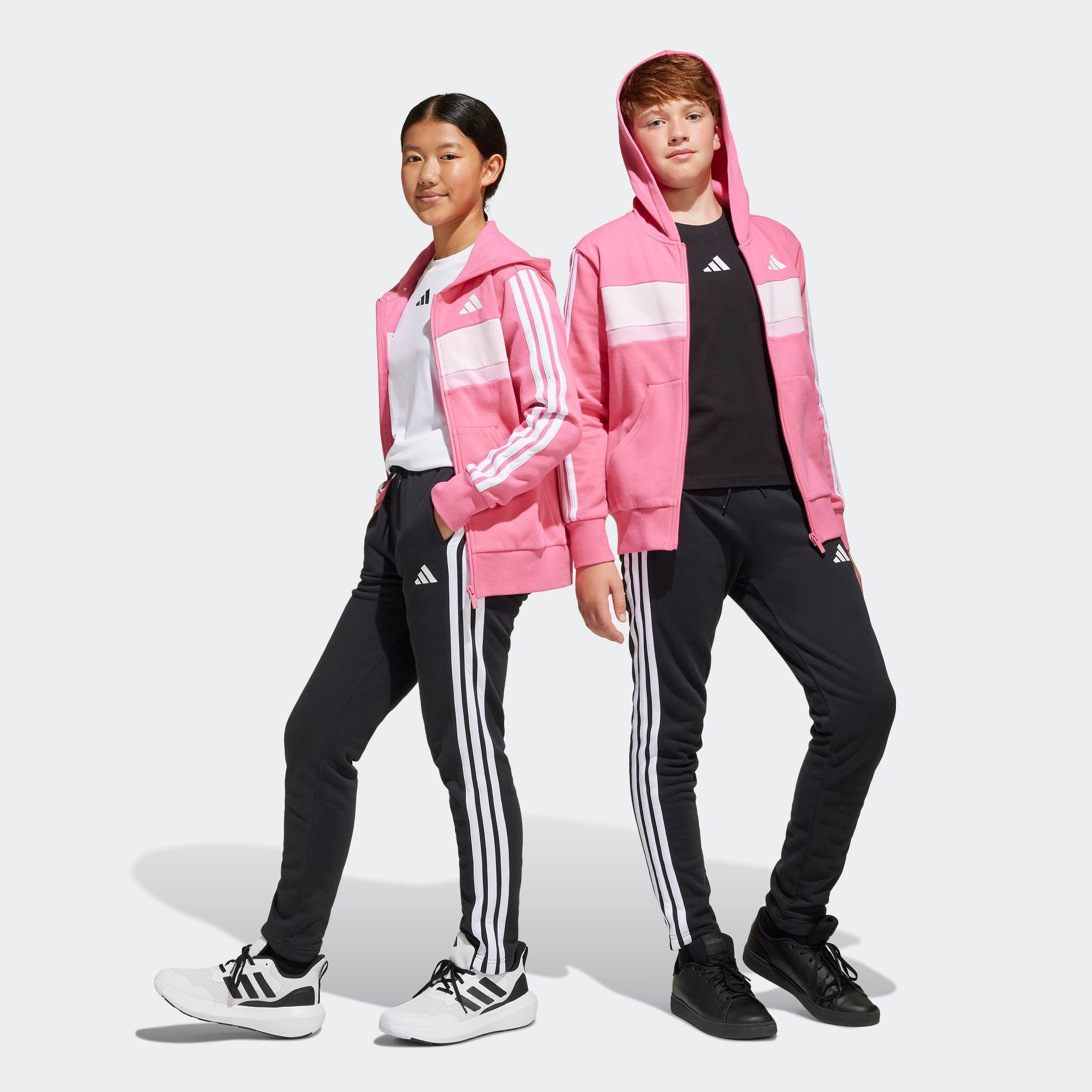 adidas Sportswear Trainingsanzug SEASONAL ESSENTIALS TIBERIO 3-STREIFEN KIDS (2-tlg)