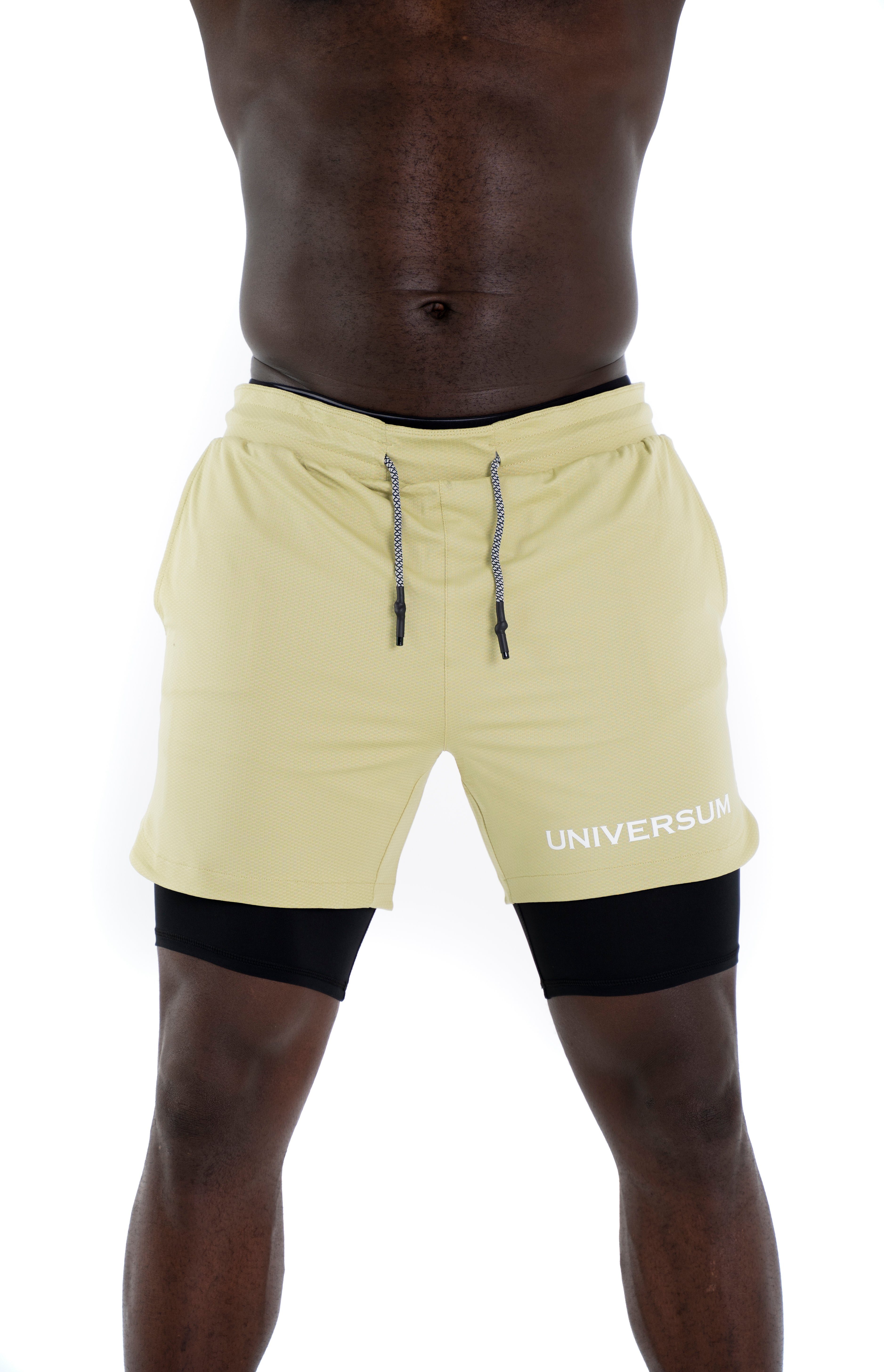 Universum Sportwear Sporthose Kurze Hose mit versteckter Handytasche Shorts mit funktioneller Unterziehhose khaki