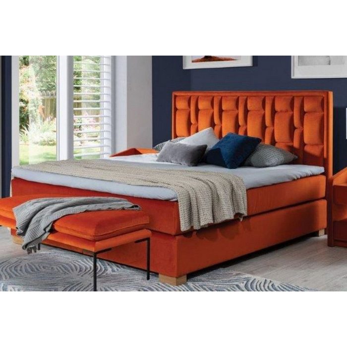 Casa Padrino Bett Doppelbett Orange / Naturfarben - Modernes Massivholz Bett mit Kopfteil und Matratze - Moderne Schlafzimmer Möbel - Kollektion