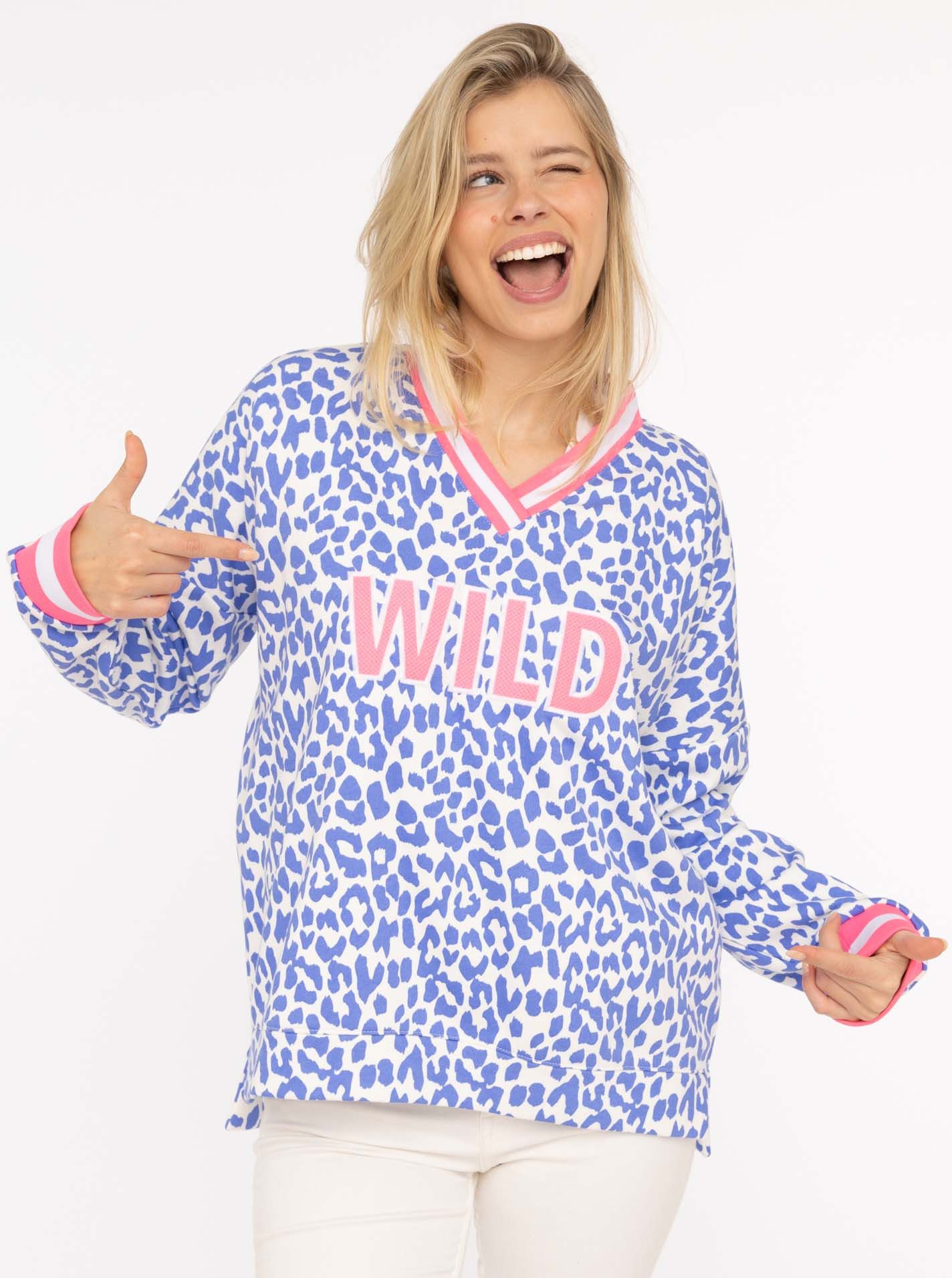 Zwillingsherz Sweatshirt "Leo Pastell" mit V-Ausschnitt, gestreiften Bündch günstig online kaufen