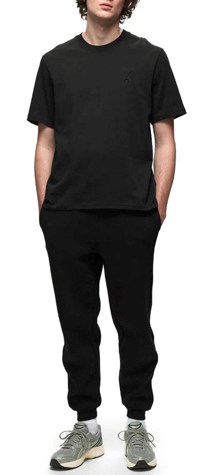 AMI PARIS - ALEXANDRE MATTIUSSI T-Shirt Embossed ADC Tee Ami de Cœur Logo Langlebige Verarbeitung mit doppelten Nähten am Saum