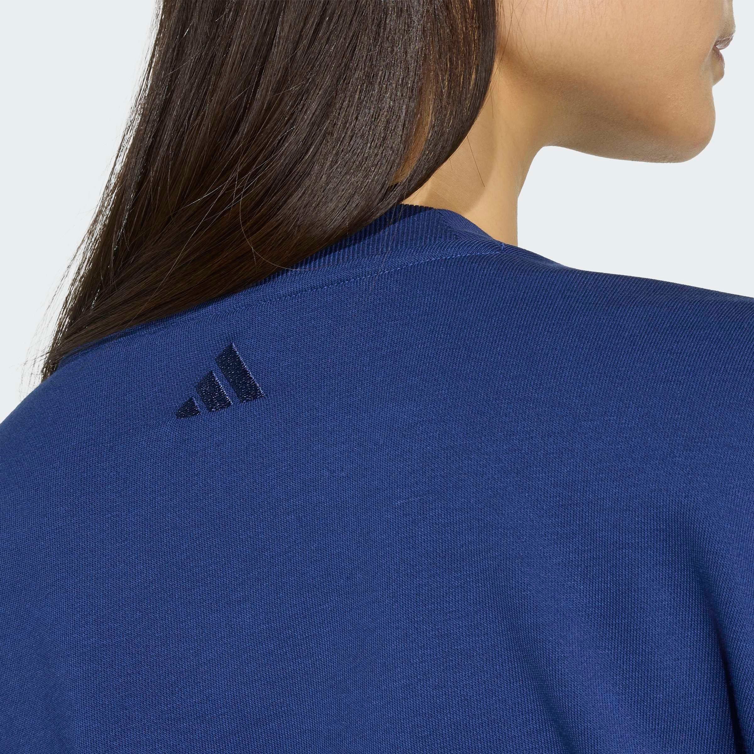 adidas Sportswear Sweatshirt W SAT CRW mit V-Ausschnitt, ohne Verschluss, in normaler Länge
