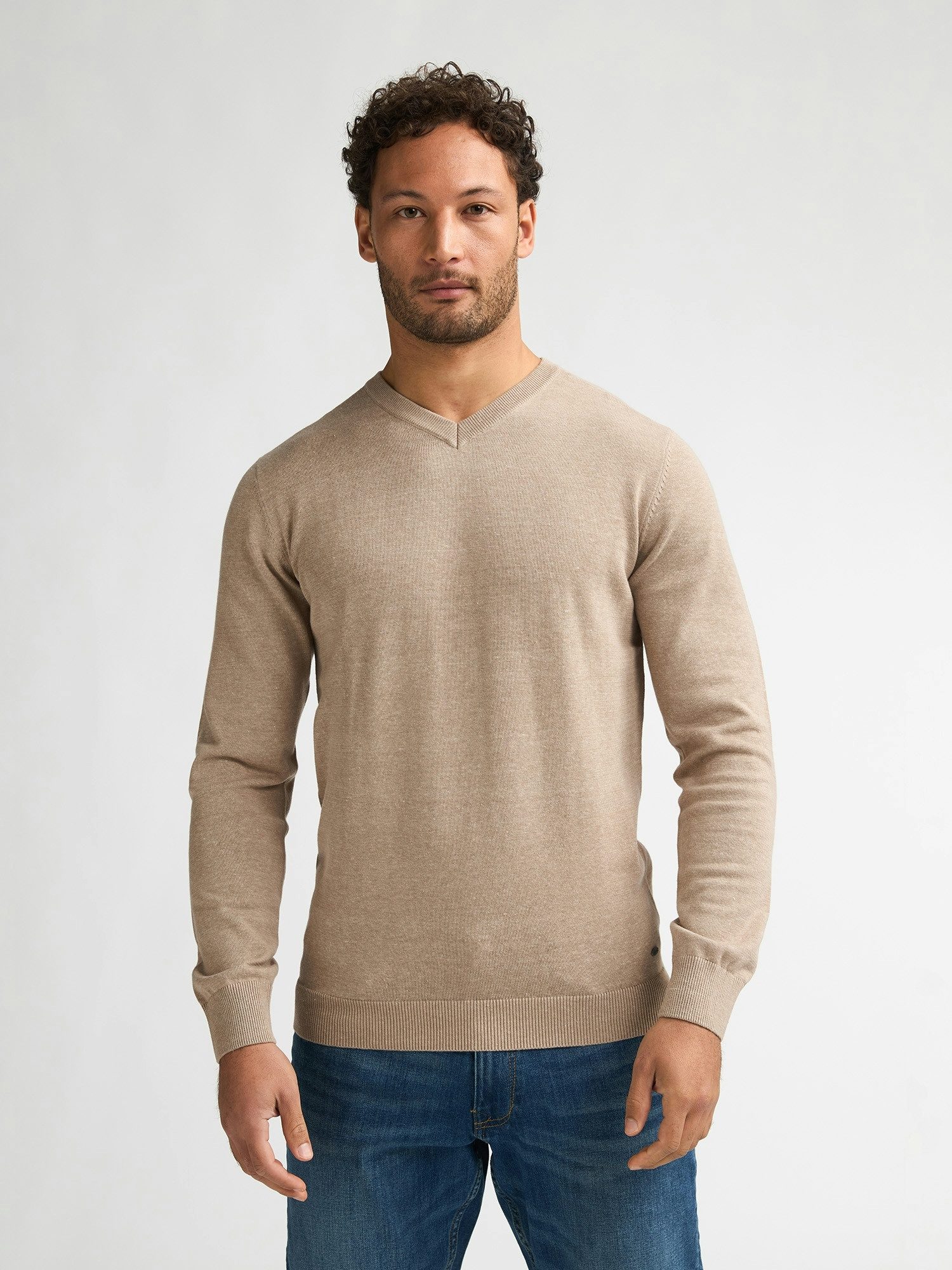 Petrol Industries V-Ausschnitt-Pullover V-Neck Basi Materialmix mit Baumwollanteil