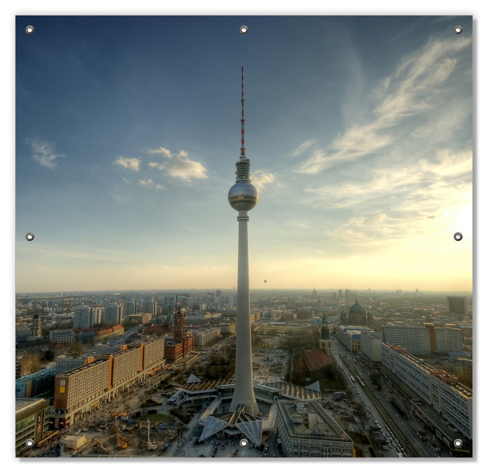 Sonnenschutz Fernsehturm Berlin mit Panoramablick über die Stadt, Wallario, blickdicht, mit Saugnäpfen, wiederablösbar und wiederverwendbar