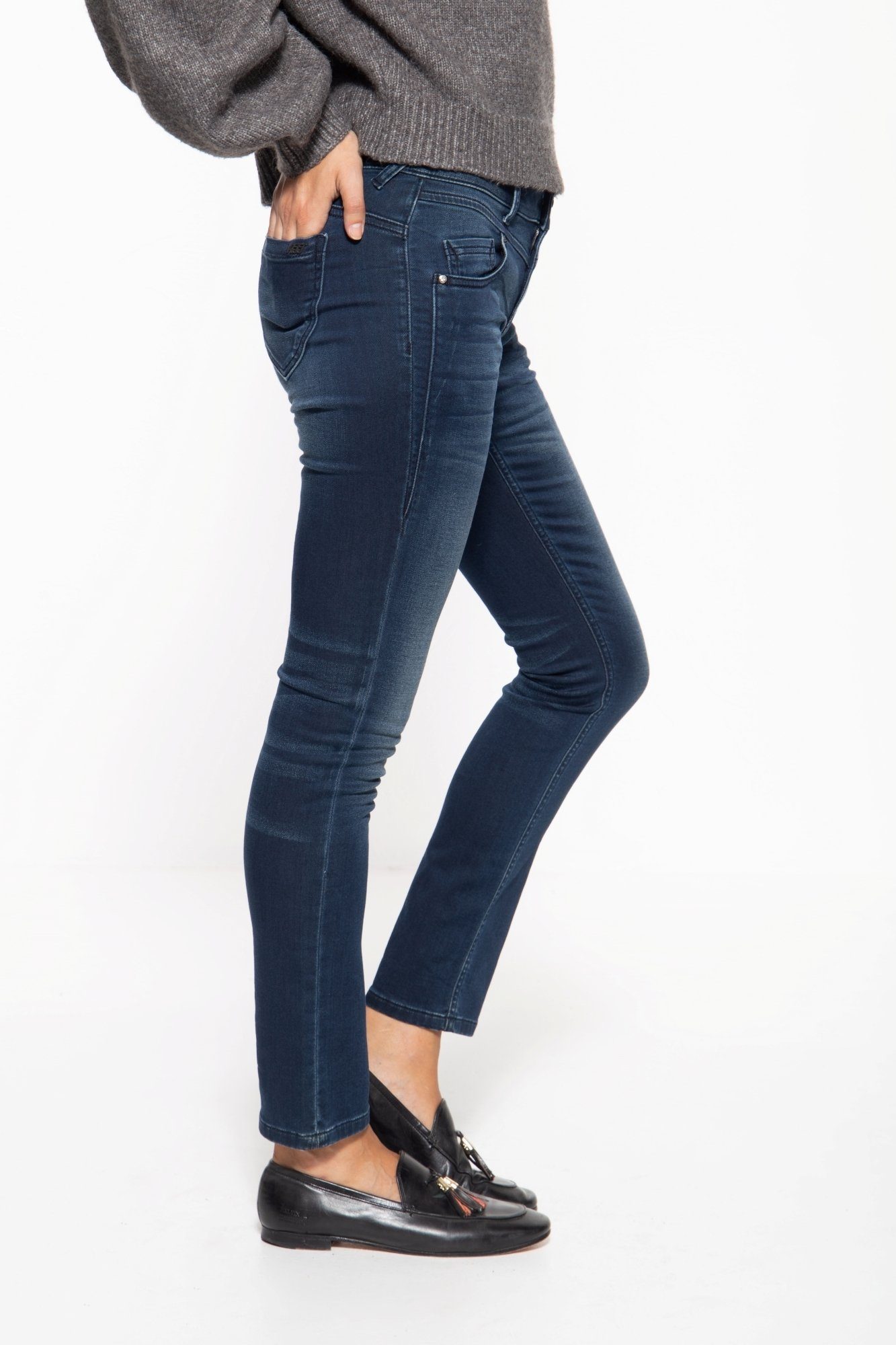 ATT Jeans Slim-fit-Jeans Zoe Jog (1-tlg) im 5-Pocket Design günstig online kaufen