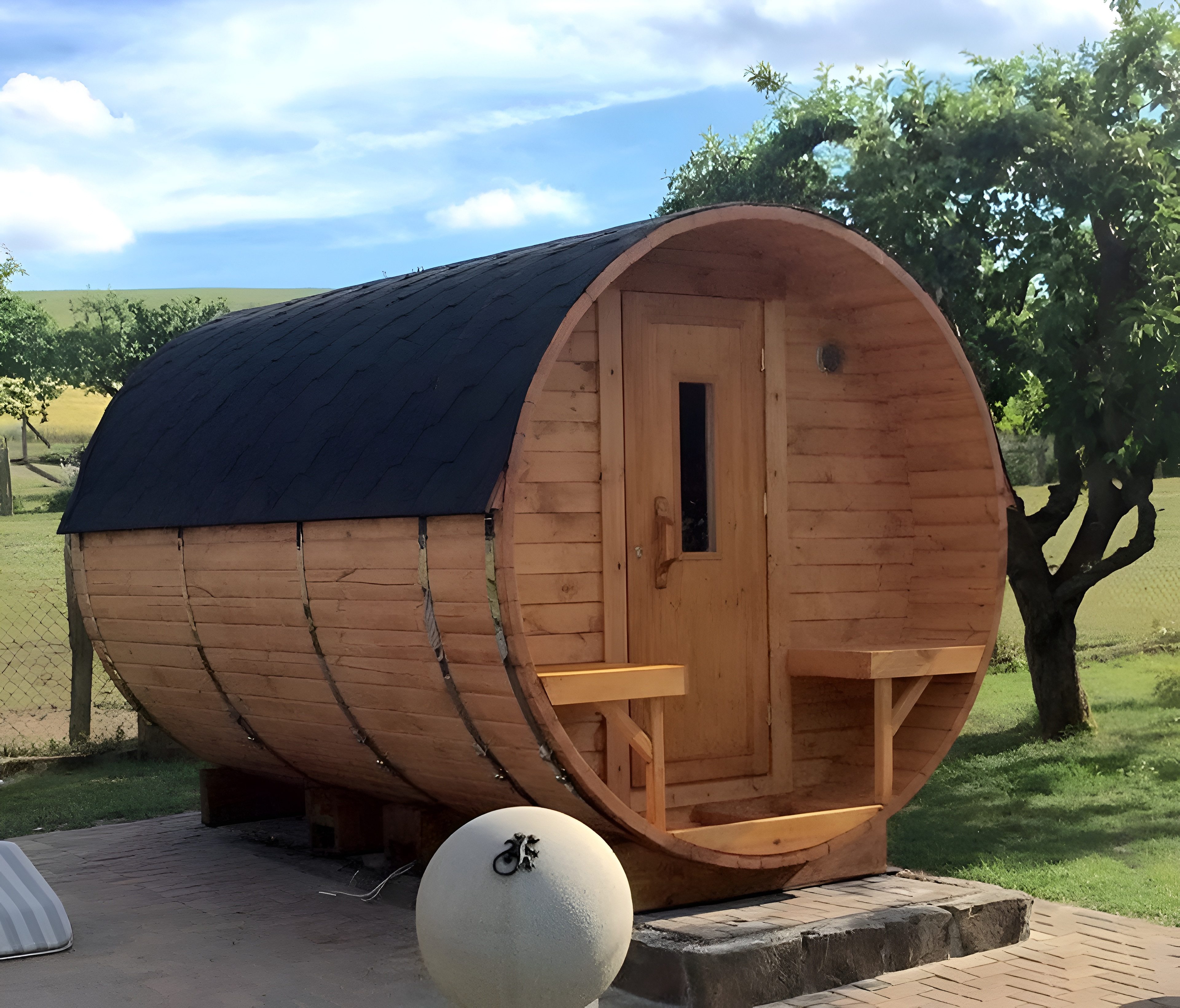JVmoebel Fasssauna Naturfasssauna aus Holz für entspannende Outdoor-Wellness, (1-St) Made in Europe
