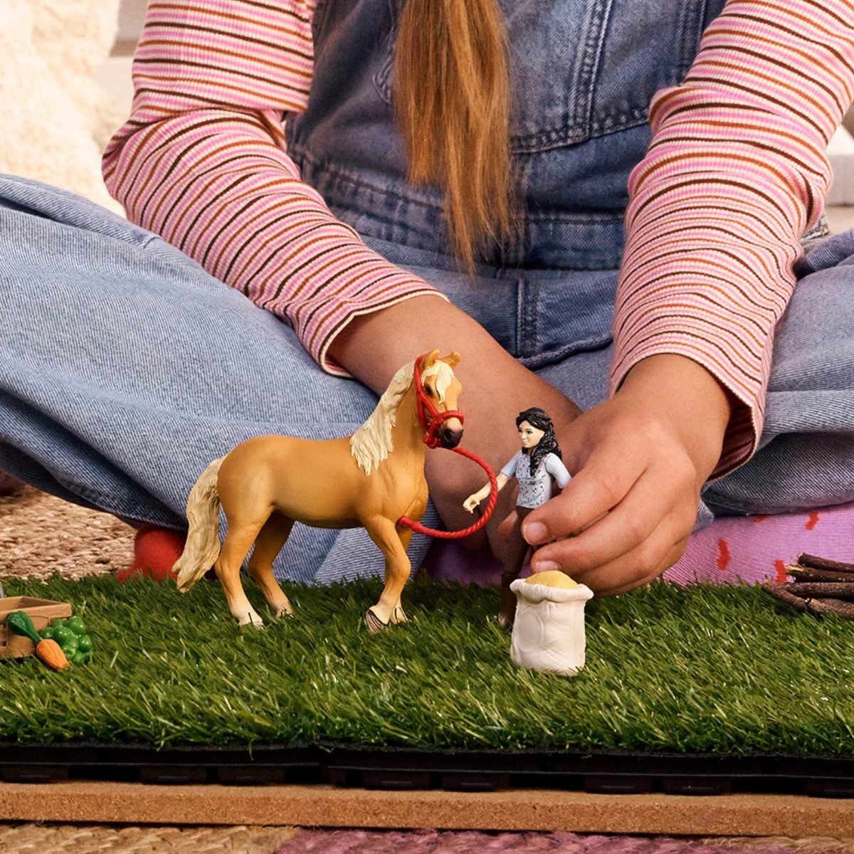 Schleich® Spielwelt HORSE CLUB, Emily's Pflege Set (42797), (15-tlg)