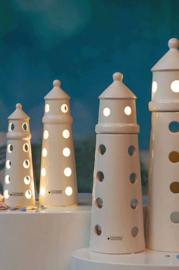 TIZIANO - DESIGN & EMOTIONS Dekofigur Dekoobjekt Deko Leuchtturm Farol LED Porzellan