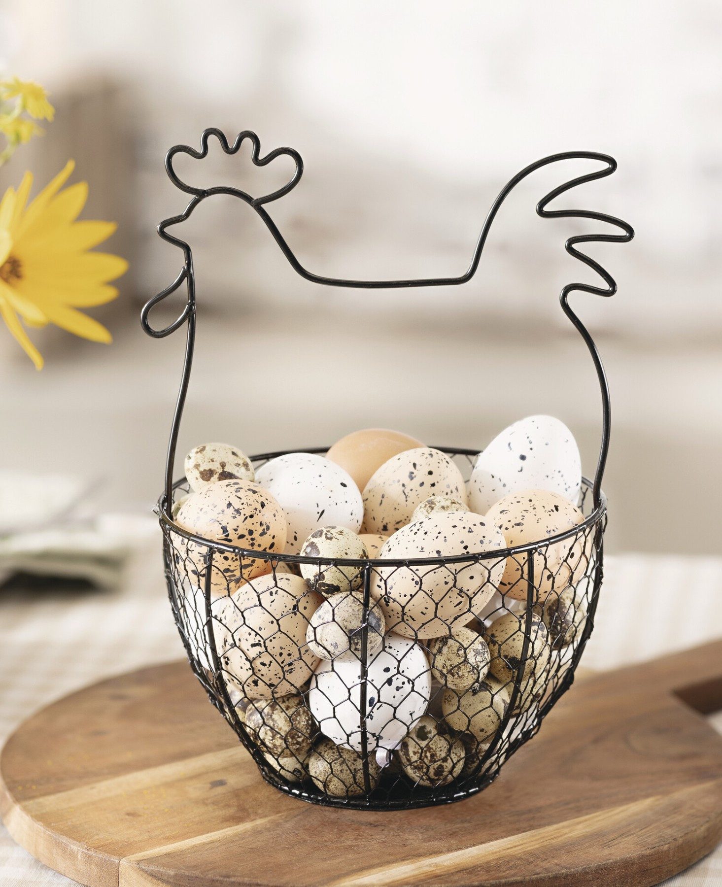 Dekoleidenschaft Eierkorb "Henne" schwarz, Ø 17 cm, Eier Sammelkorb, Tischdeko für Ostern aus, Metall, Metallkorb, Osterdeko, Eierbehälter, Eierhalter, Drahtkorb, Osterkorb