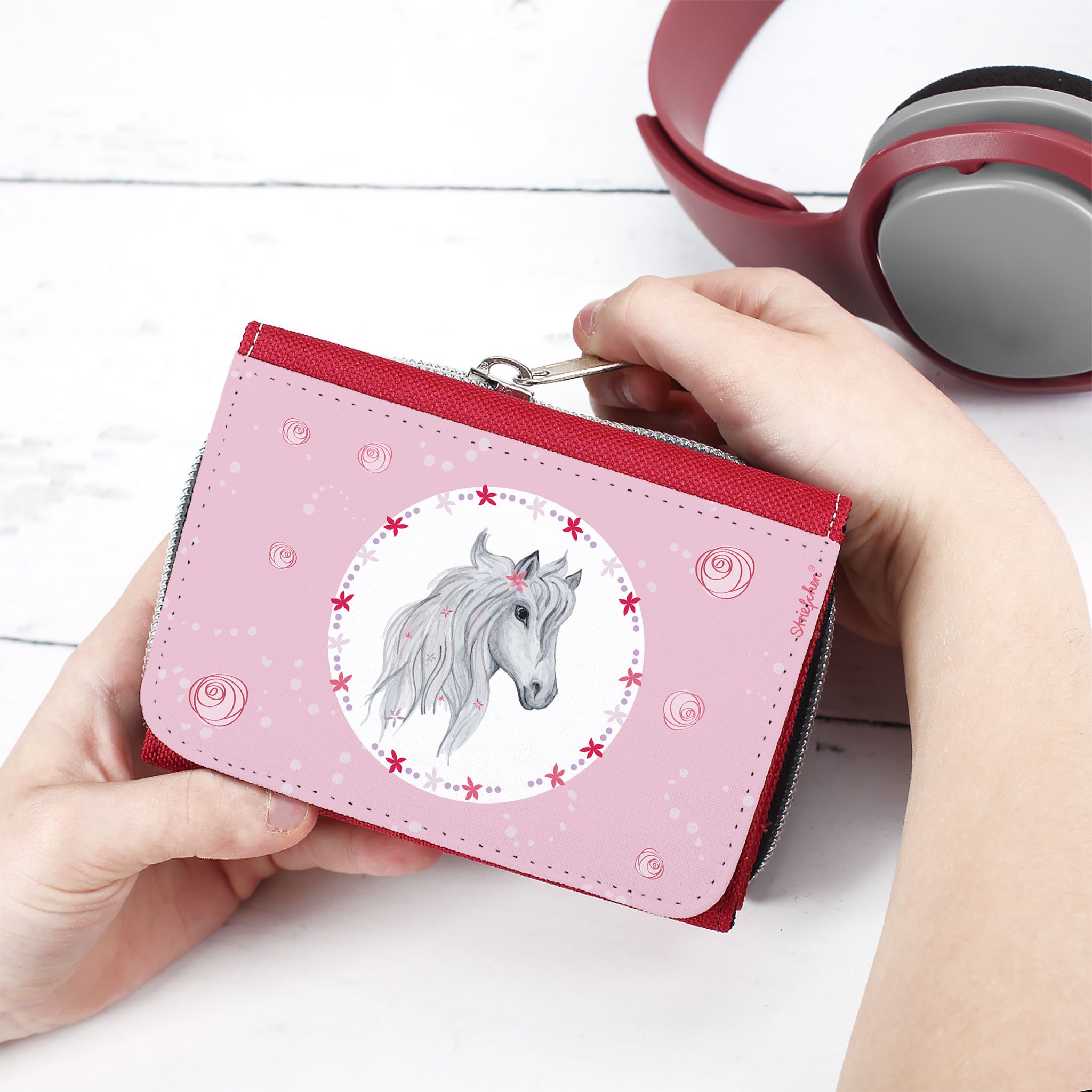 Striefchen Geldbörse für Mädchen mit schönen Motiven in Rosa – Bild 4 von 4