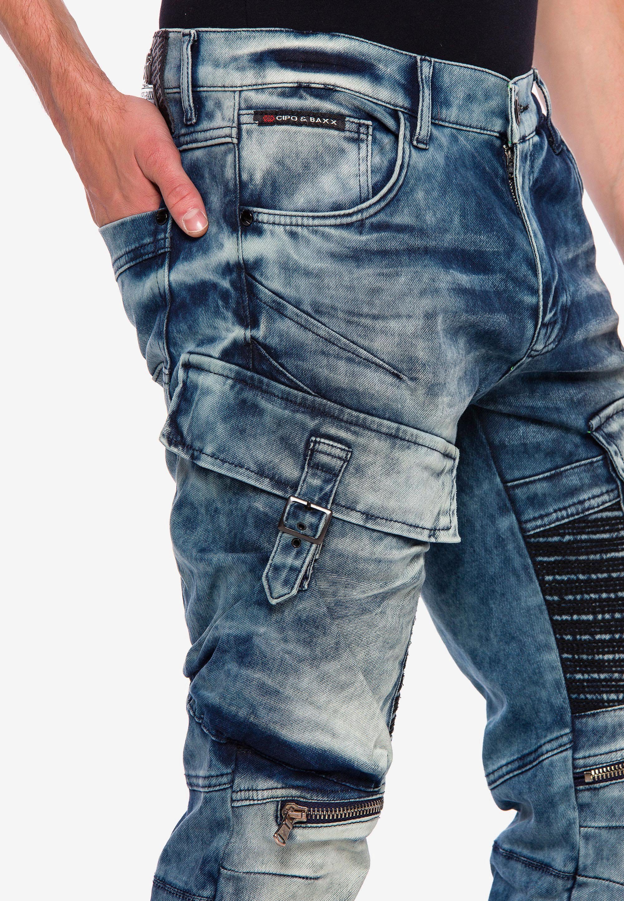 Baxx mit Cipo lässigen & Beintaschen Bequeme Jeans blau