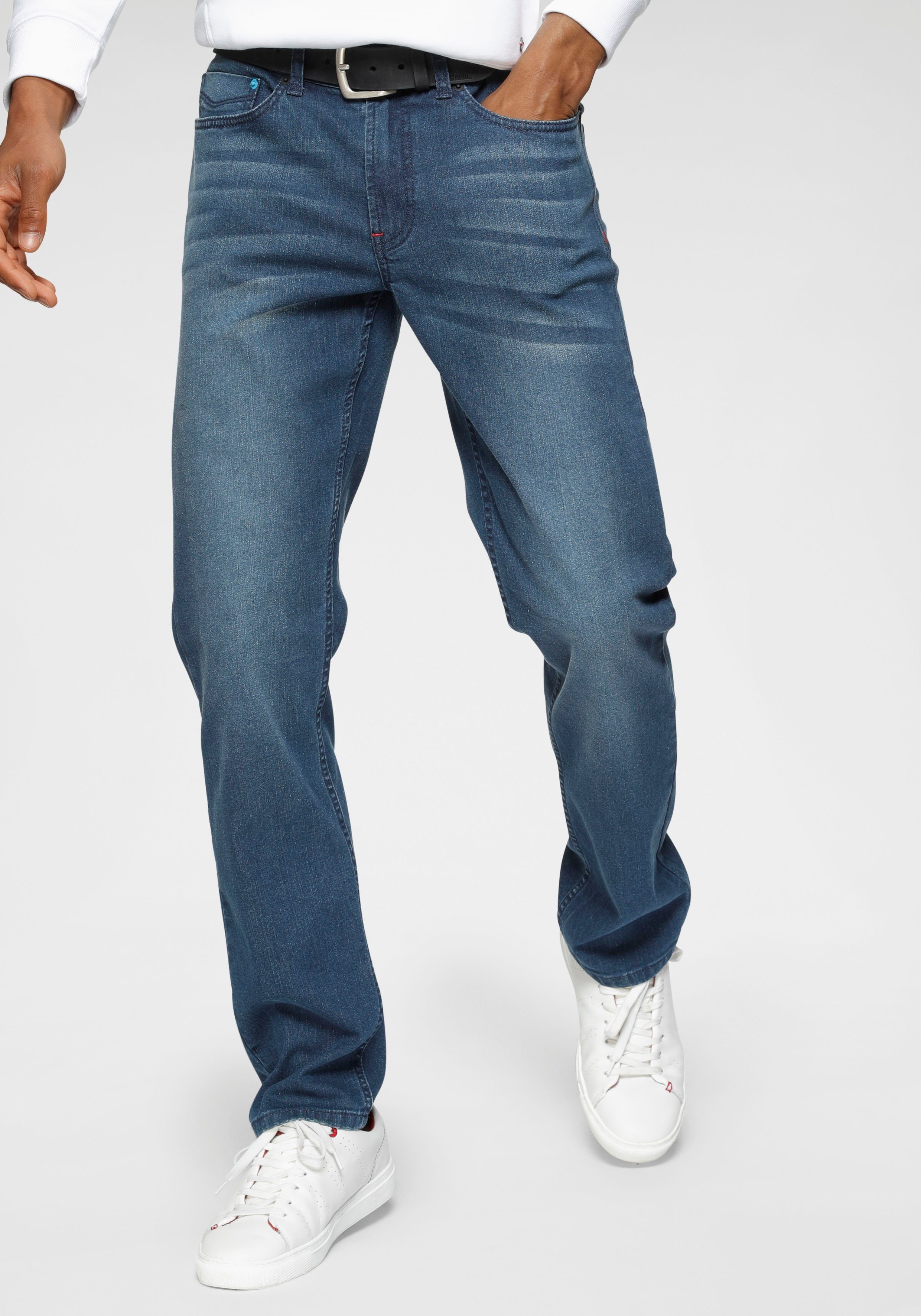 H.I.S Slim-fit-Jeans FLUSH schmale Beinform, mit Used-Effekten, niedrige Le günstig online kaufen