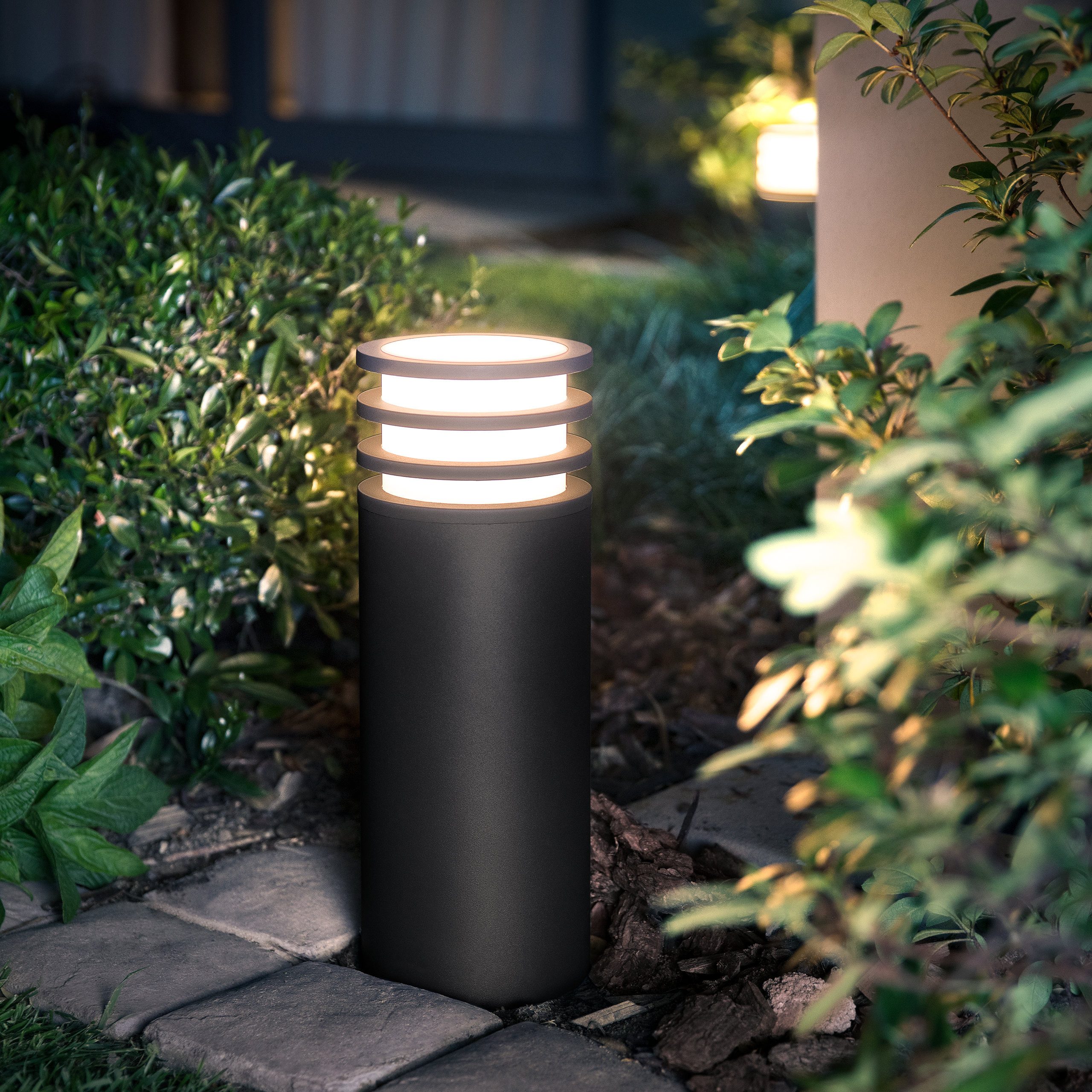 Philips Hue LED Sockelleuchte Lucca White & Color Ambiance, Abschaltautomatik, Bluetooth, CCT - über Fernbedienung, Dimmer, Dimmfunktion, Einschlafhilfe, Farbsteuerung, Farbwechsel, Memoryfunktion, Nachtlichtfunktion, RGB, Smart Home, Tageslichtsensor, Timerfunktion, dimmbar über Fernbedienung, mehrere Helligkeitsstufen, LED fest integriert, Farbwechsler, dimmbar, 1100 Lumen, Smart-Home fähig, steuerbar per App, IP44
