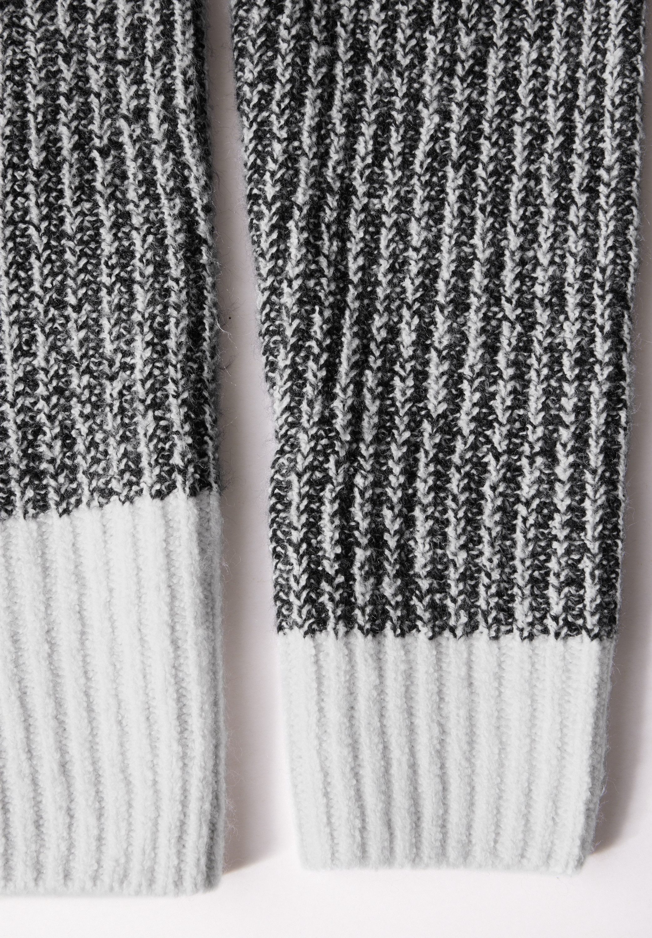 CECIL Rollkragenpullover im Melange Look
