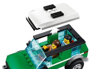 LEGO® Konstruktionsspielsteine LEGO® City - Rennbuggy-Transporter, (Set, 210 St)