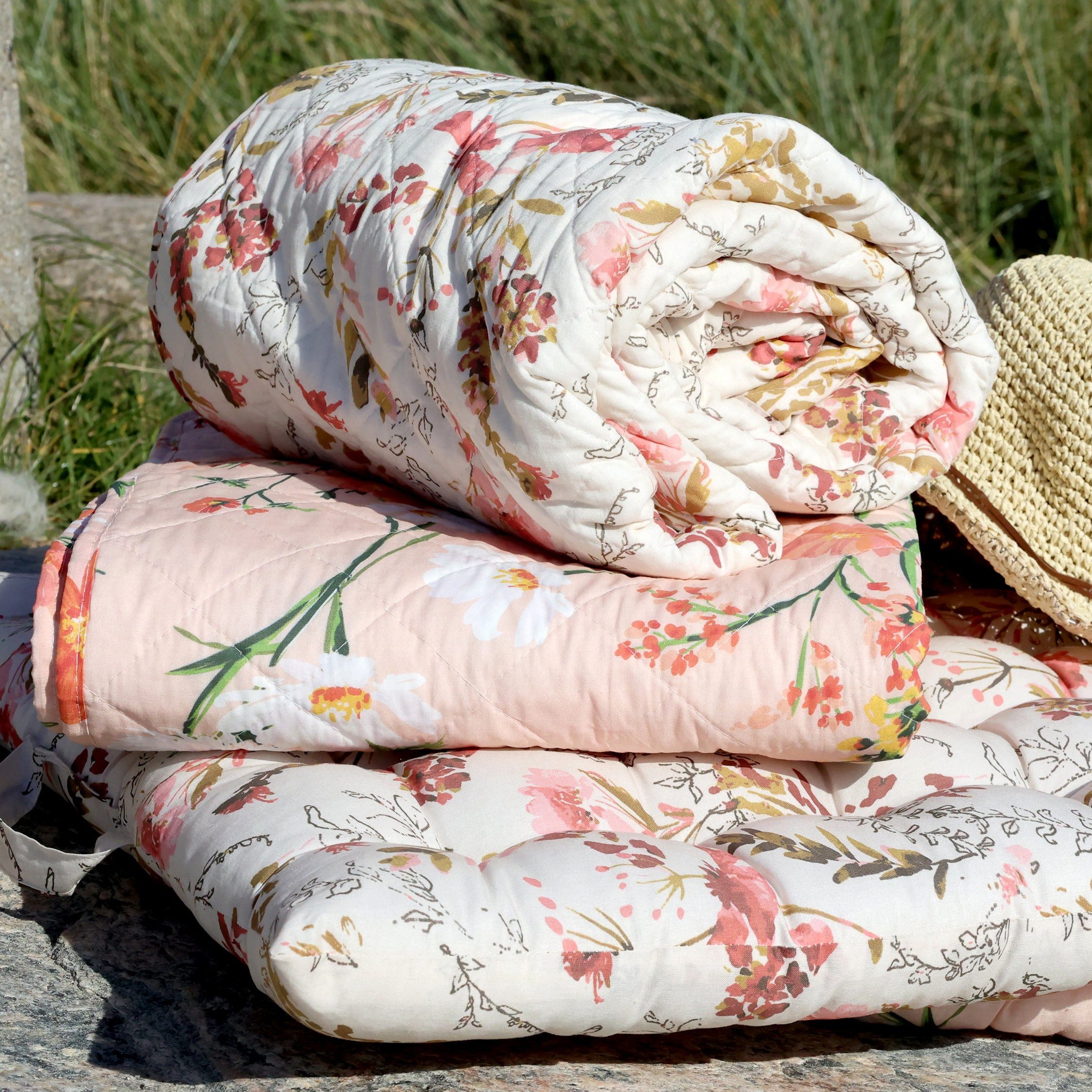 Chic Antique Tagesdecke Chic Antique Aix Quilt mit Blumenmuster