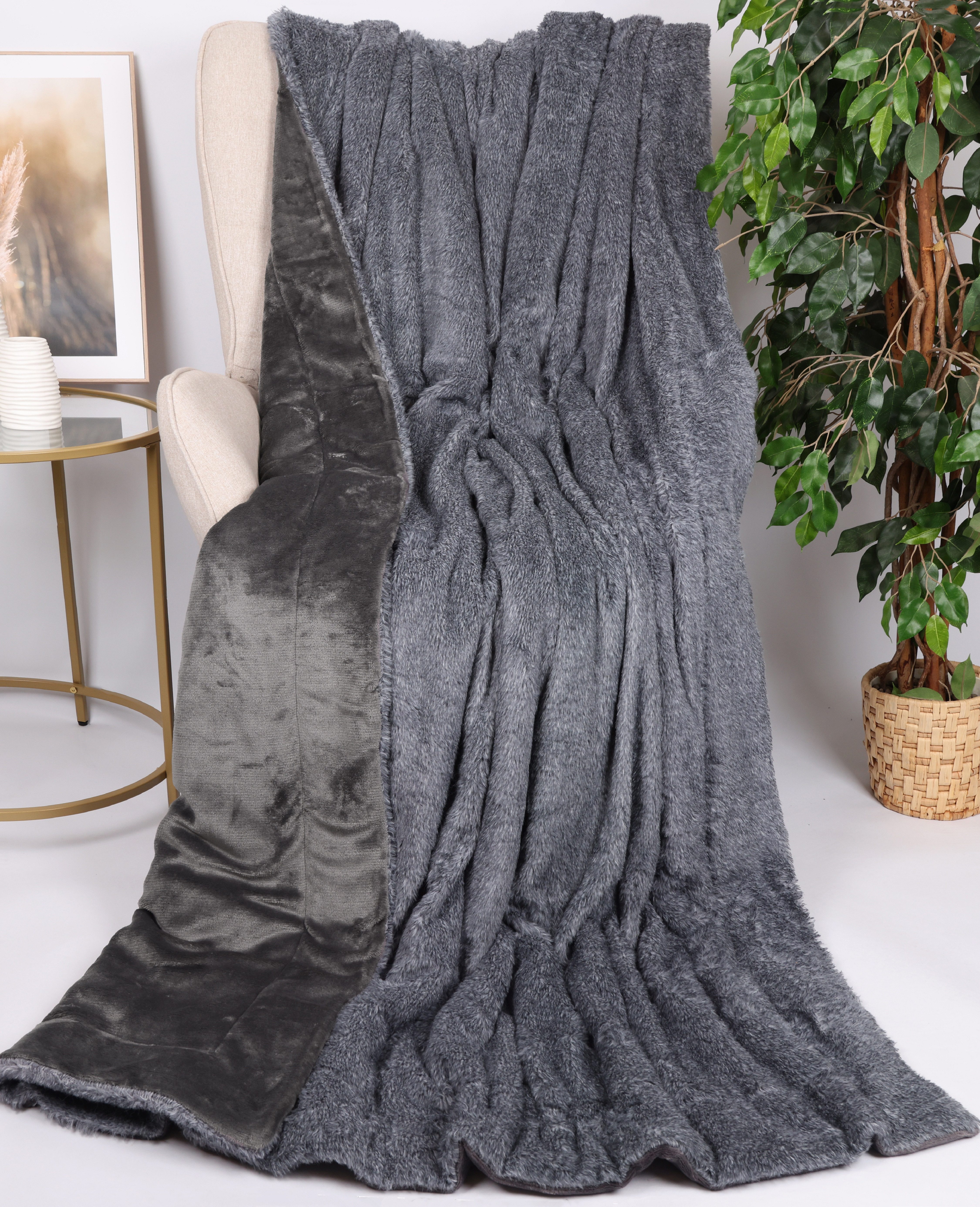 Wohndecke Luxus Kuscheldecke XXL TURIN Größe 150 cm x 200 cm Farbe grau, Betz